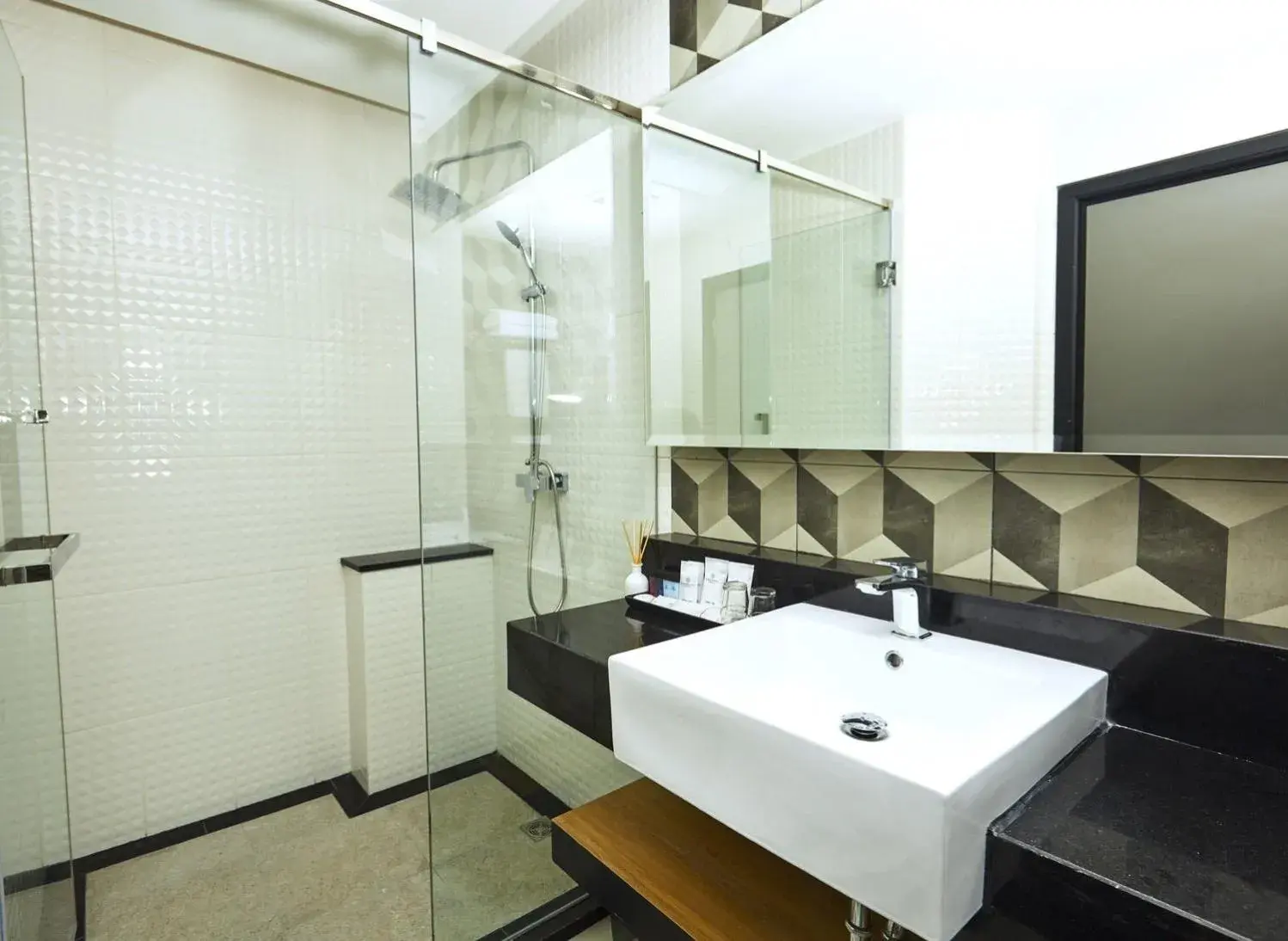 Bathroom in Chezzotel Pattaya