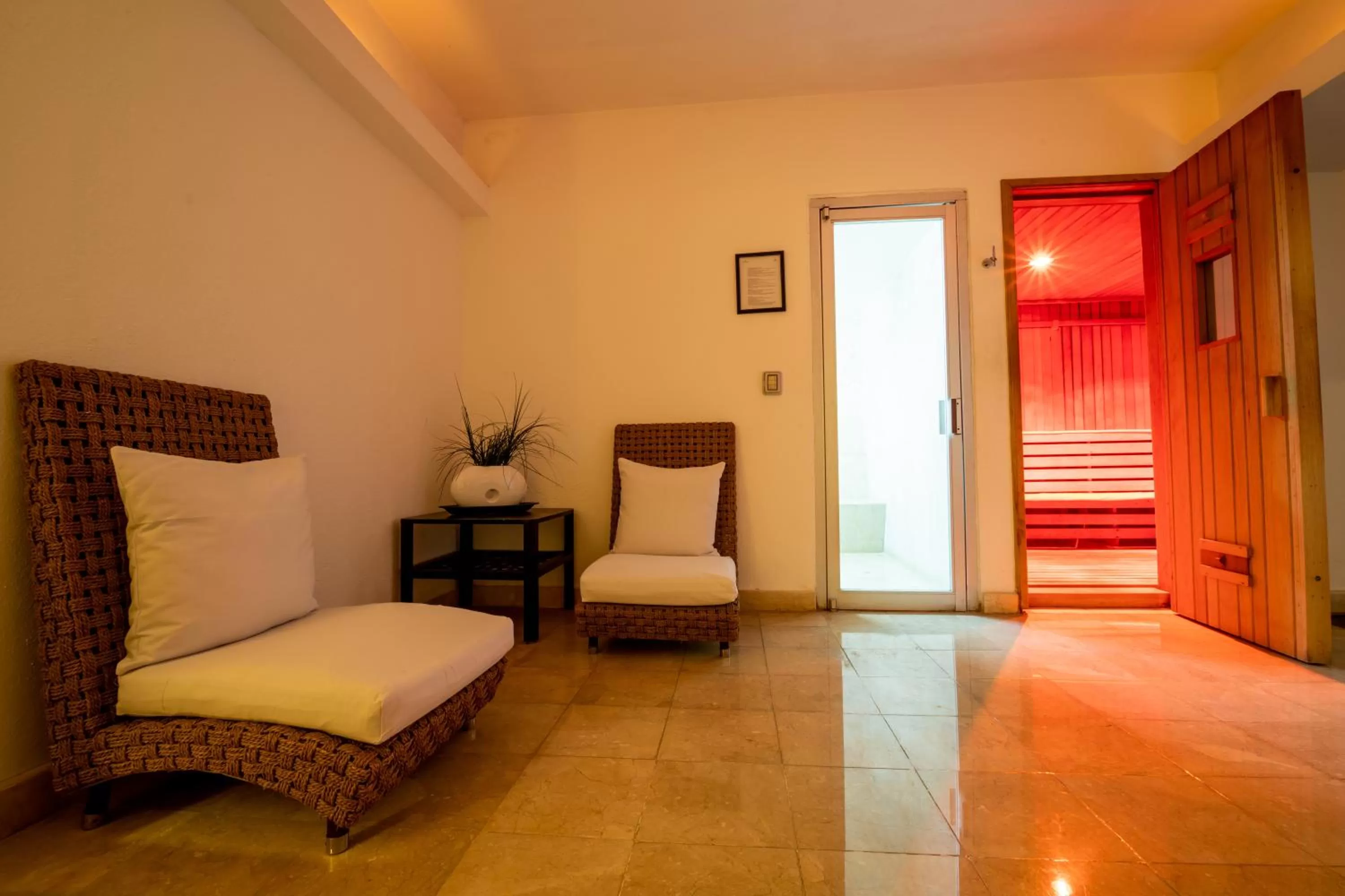 Spa and wellness centre/facilities, Bed in Emporio Acapulco