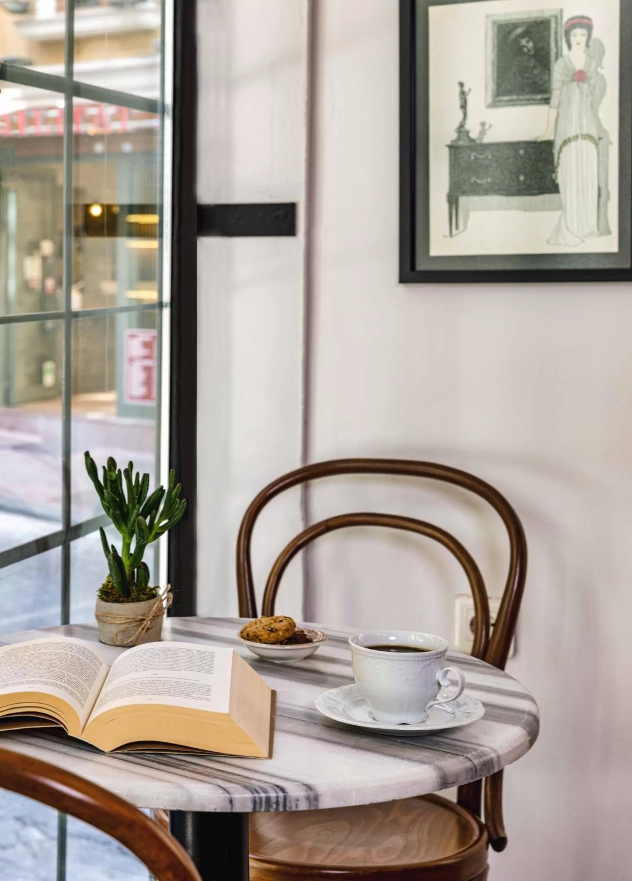 Lobby or reception in Petros Hotel