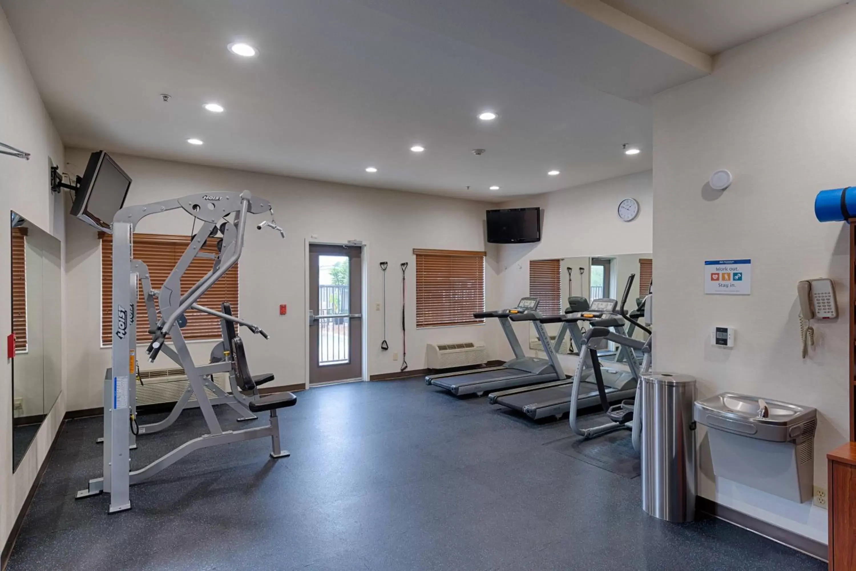 Fitness centre/facilities, Fitness Center/Facilities in Best Western Plus Delta Inn & Suites