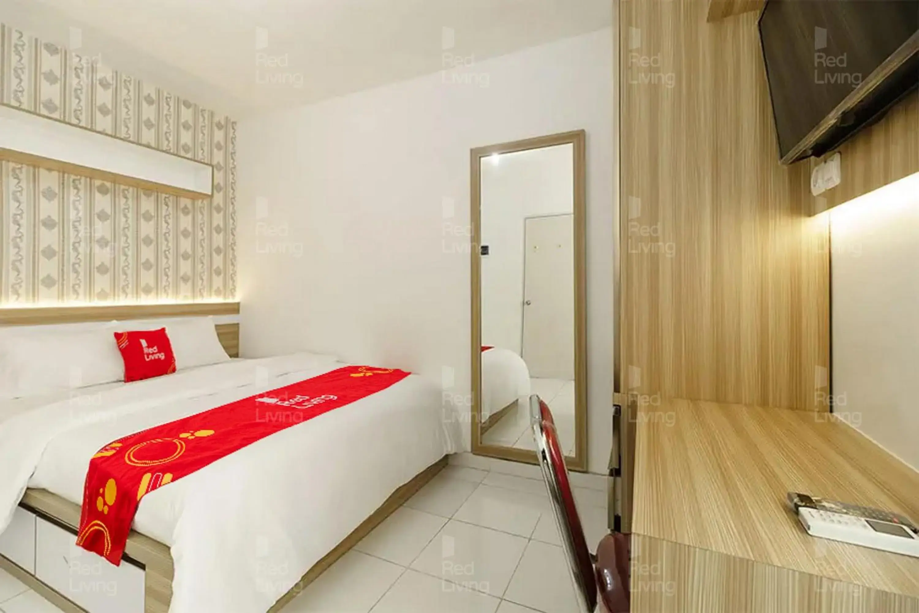 Bed in RedLiving Apartemen Aeropolis Ivan Tower AR2