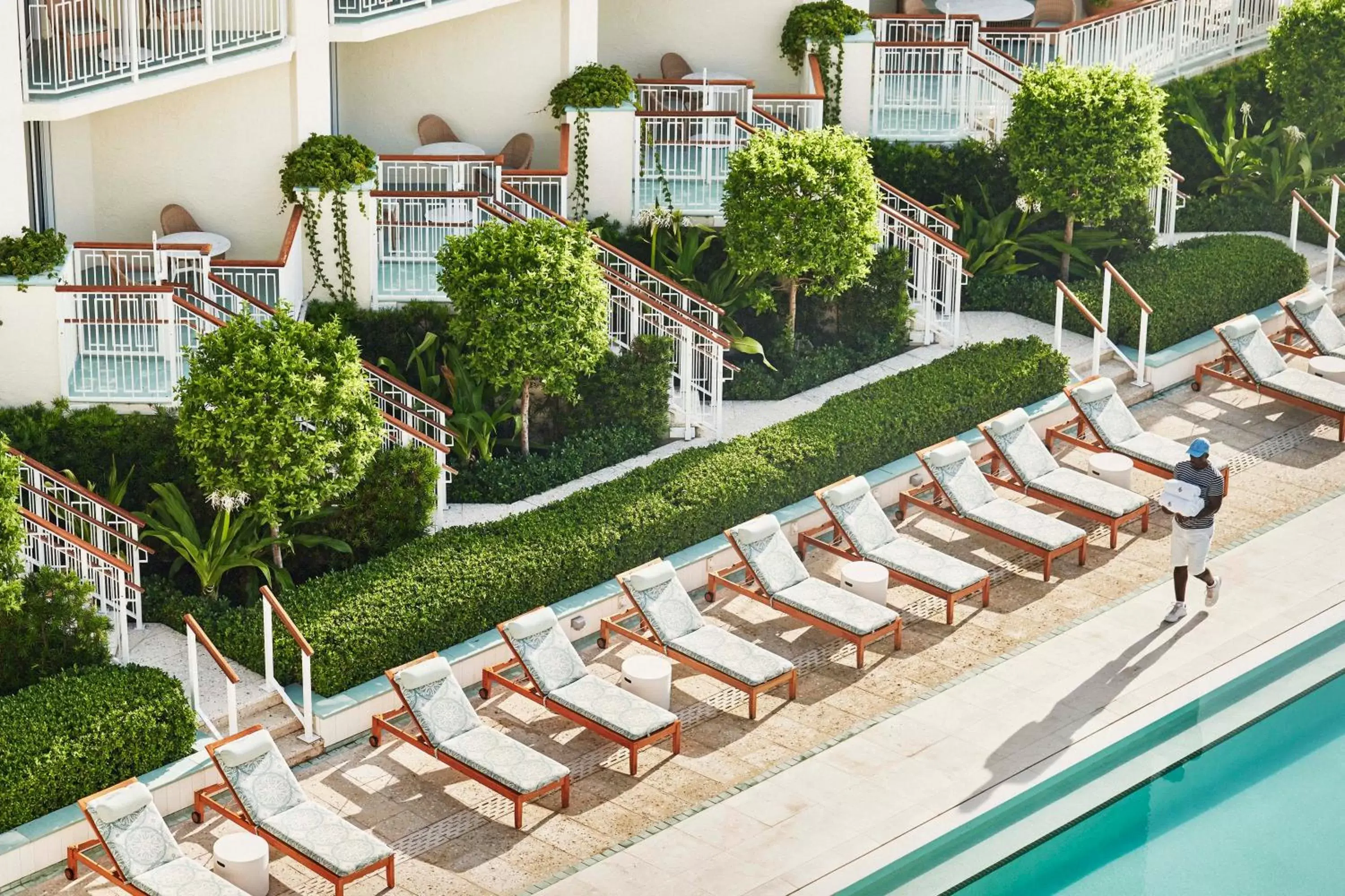 Pool view in Four Seasons Resort Palm Beach