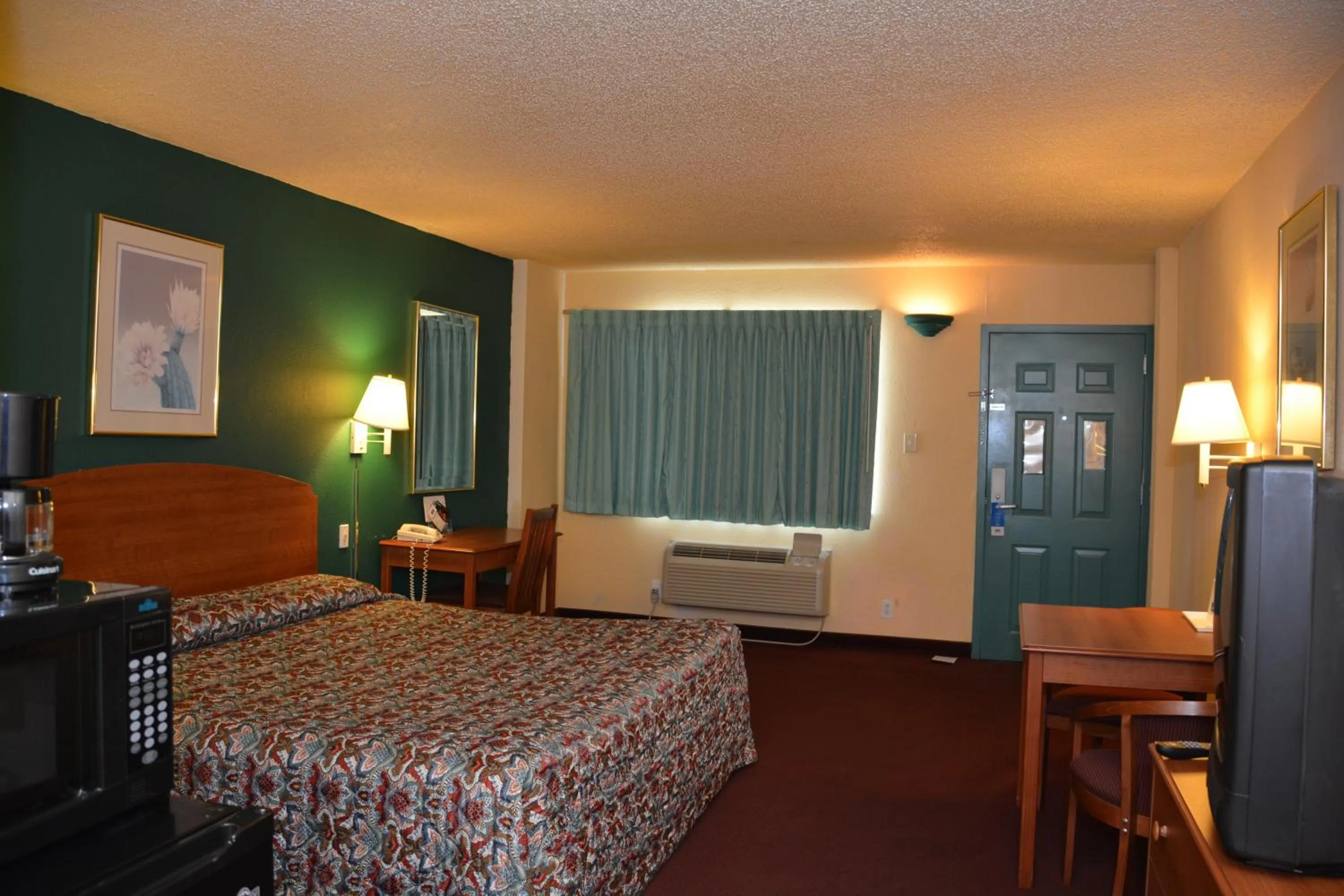 Bed in Stay Express Inn Near Ft. Sam Houston