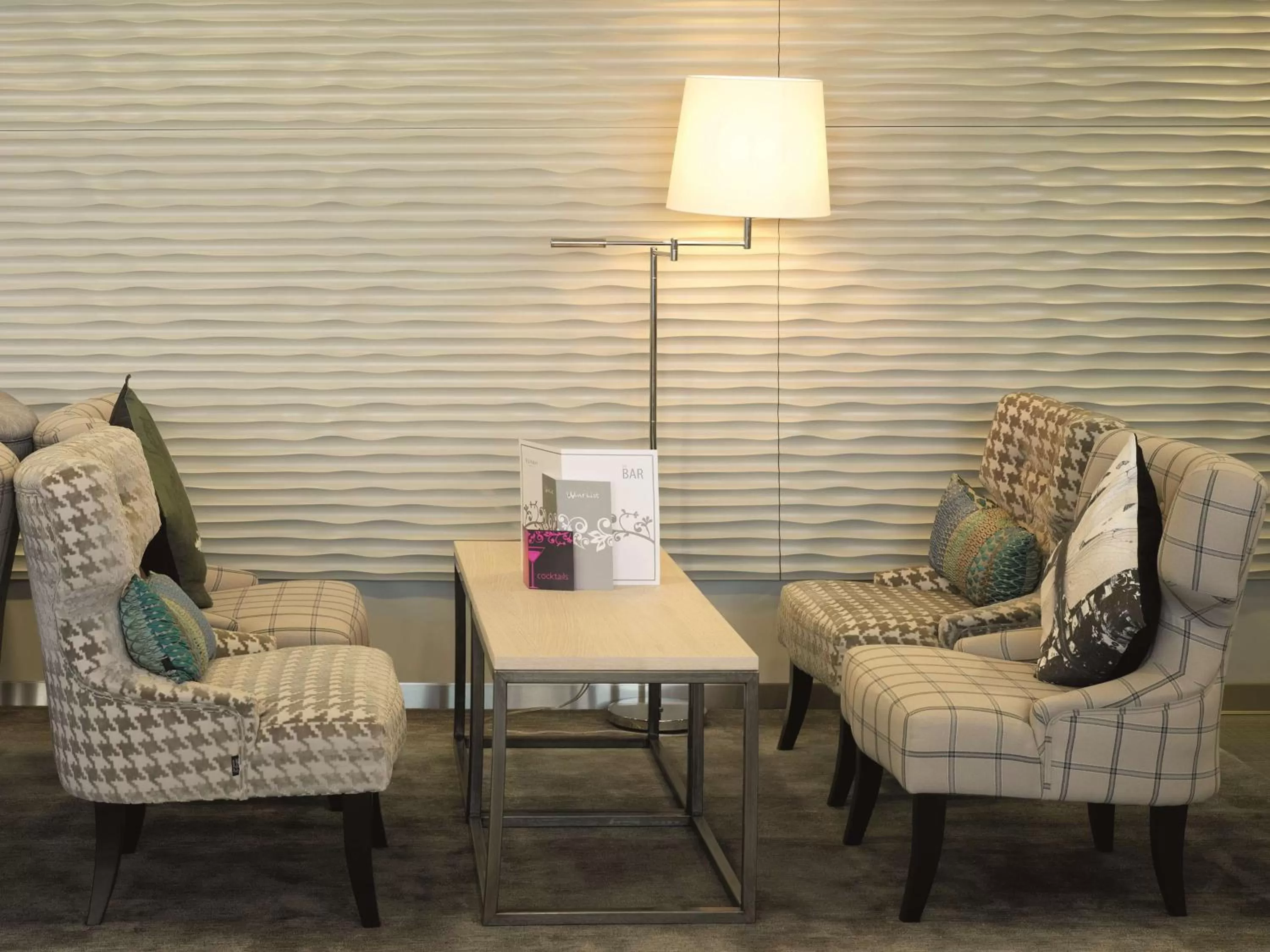 Lobby or reception in Radisson Blu Hotel East Midlands Airport