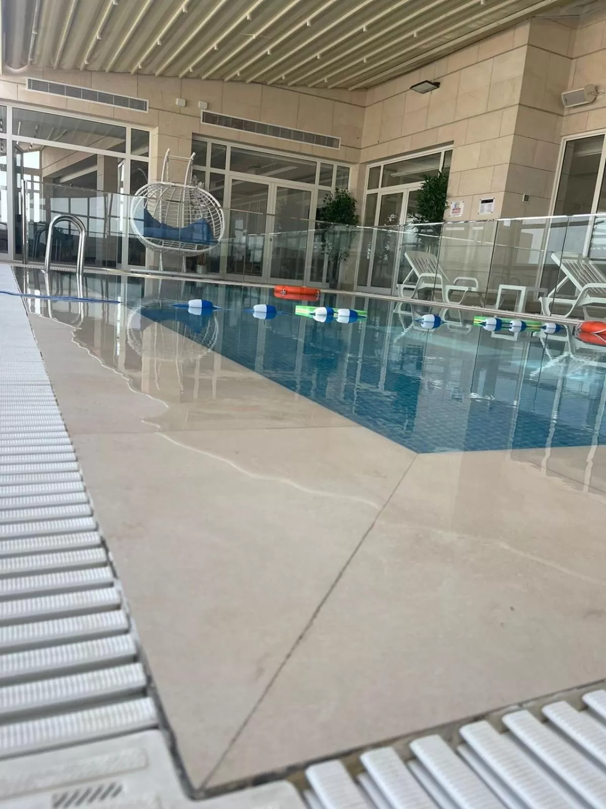 Swimming pool in Weekend Hotel Sari