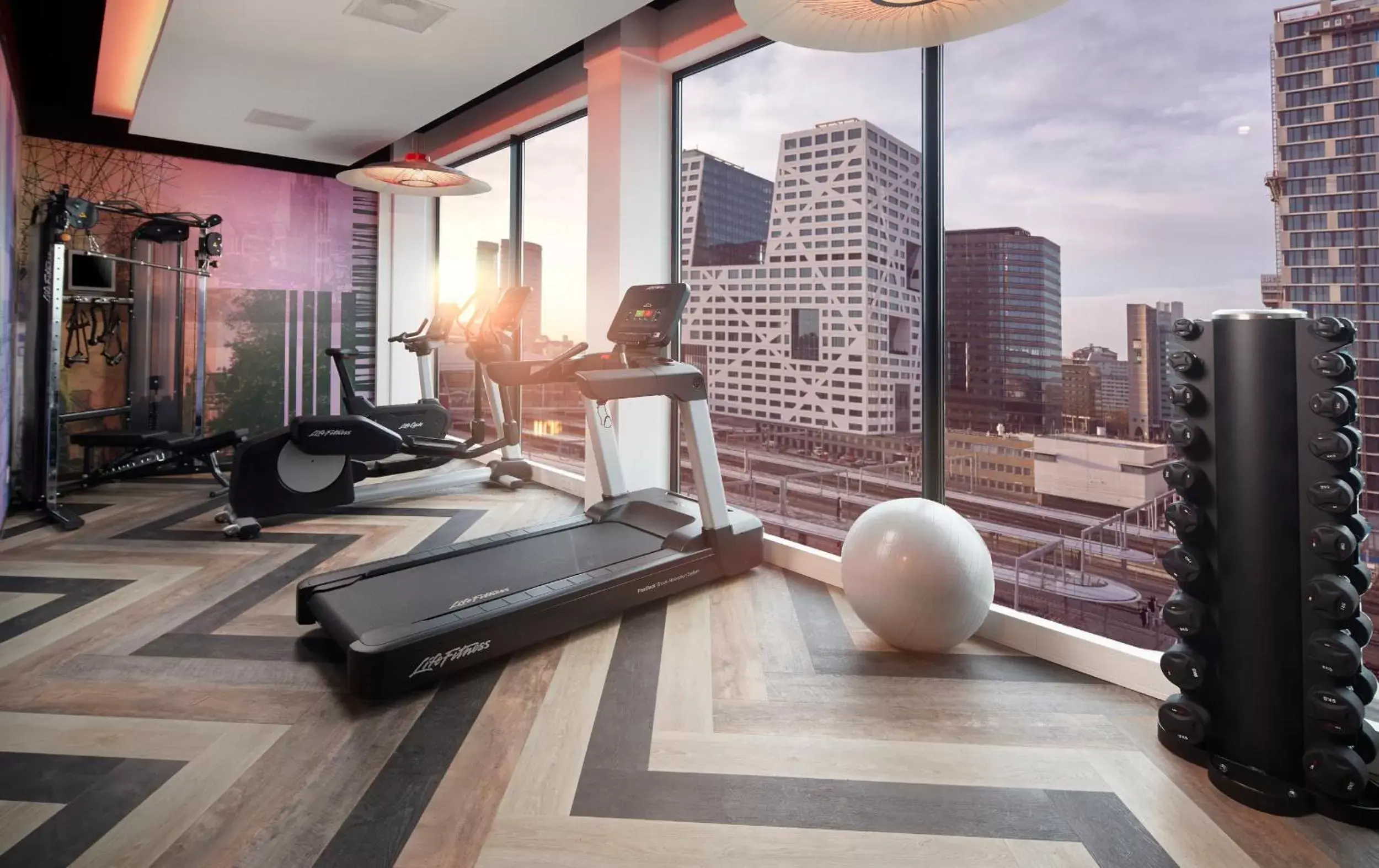 Fitness centre/facilities, Fitness Center/Facilities in Inntel Hotels Utrecht Centre