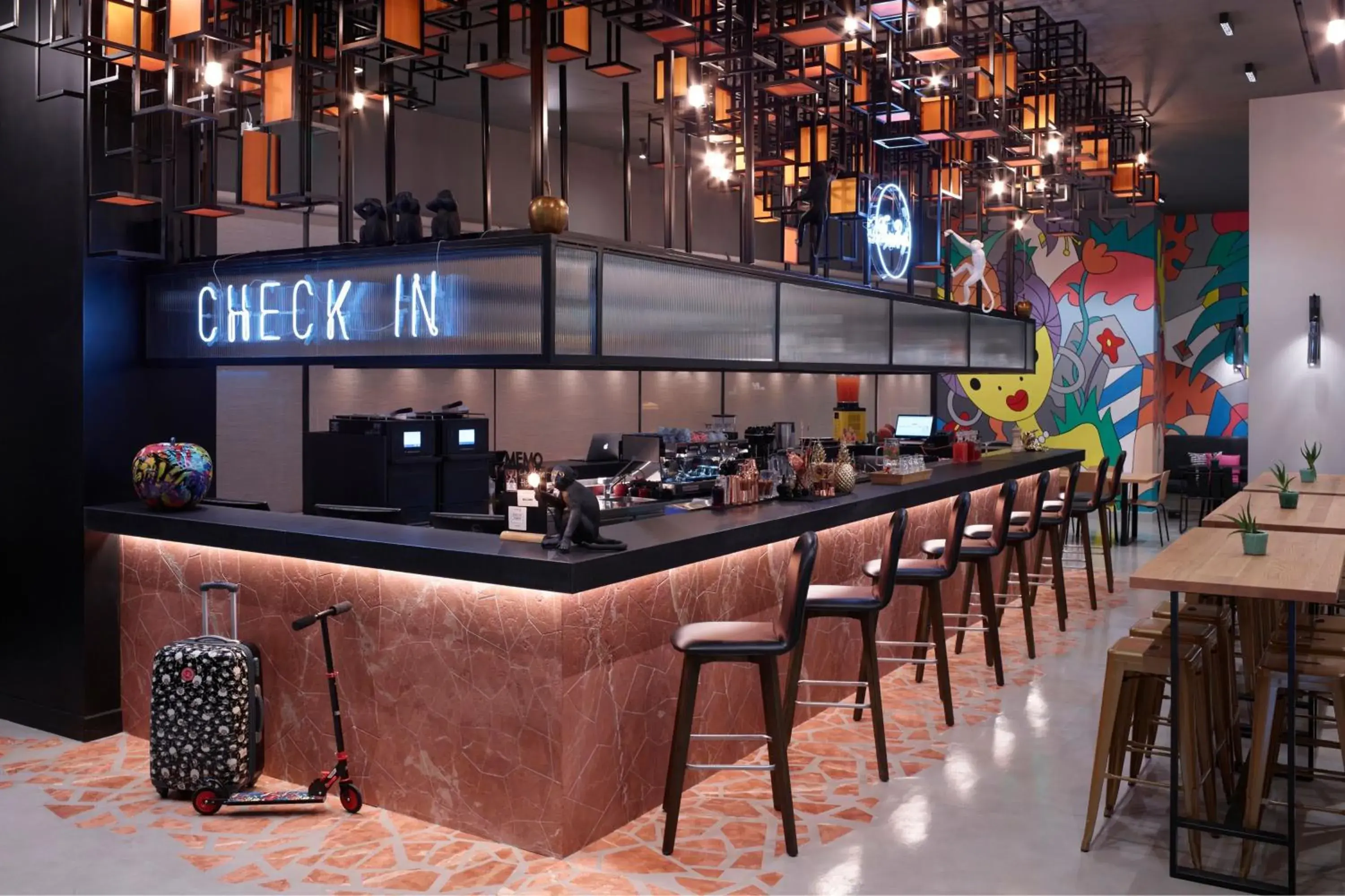 Restaurant/places to eat, Lounge/Bar in Moxy Athens City