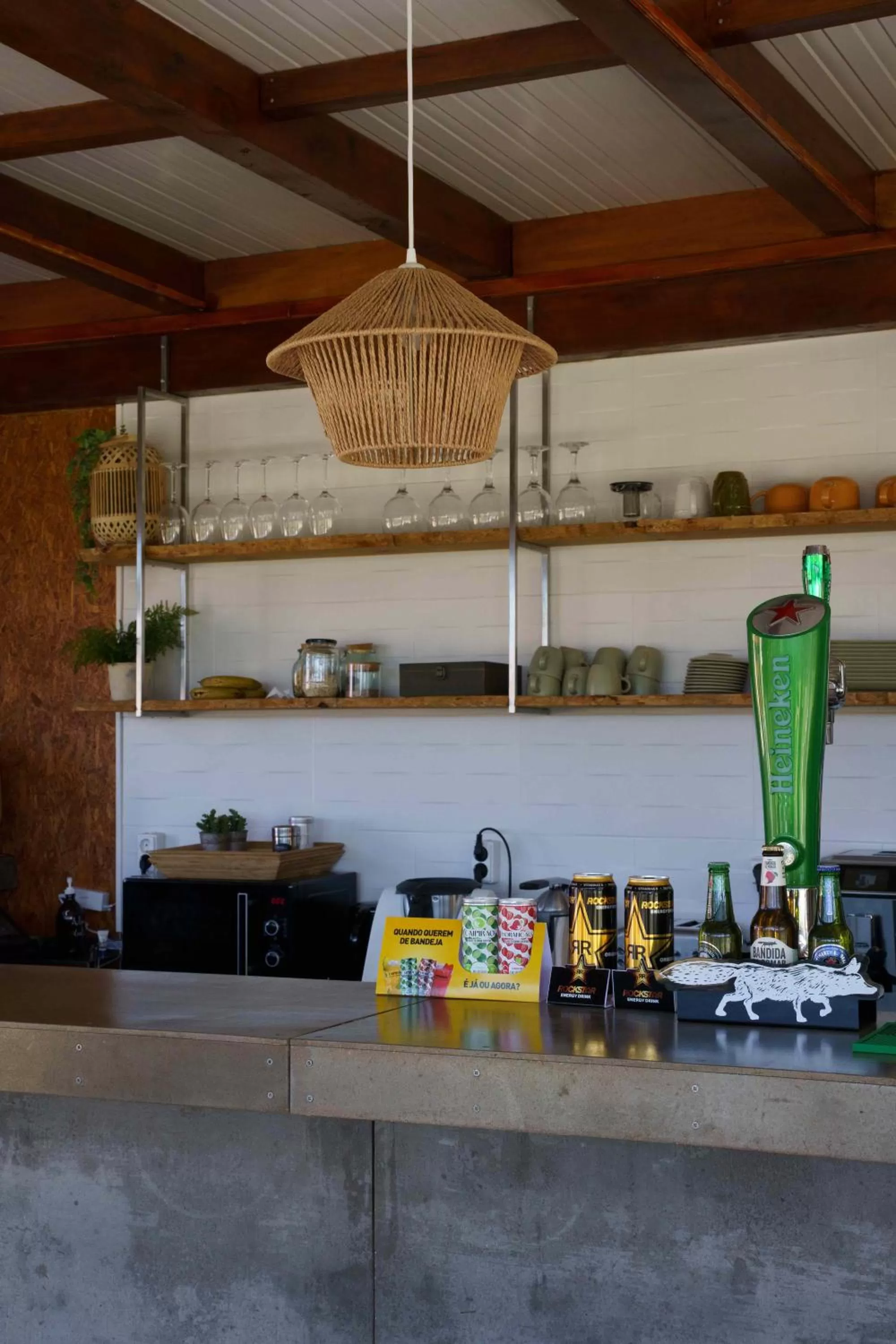 Lounge or bar in Azen Cool House