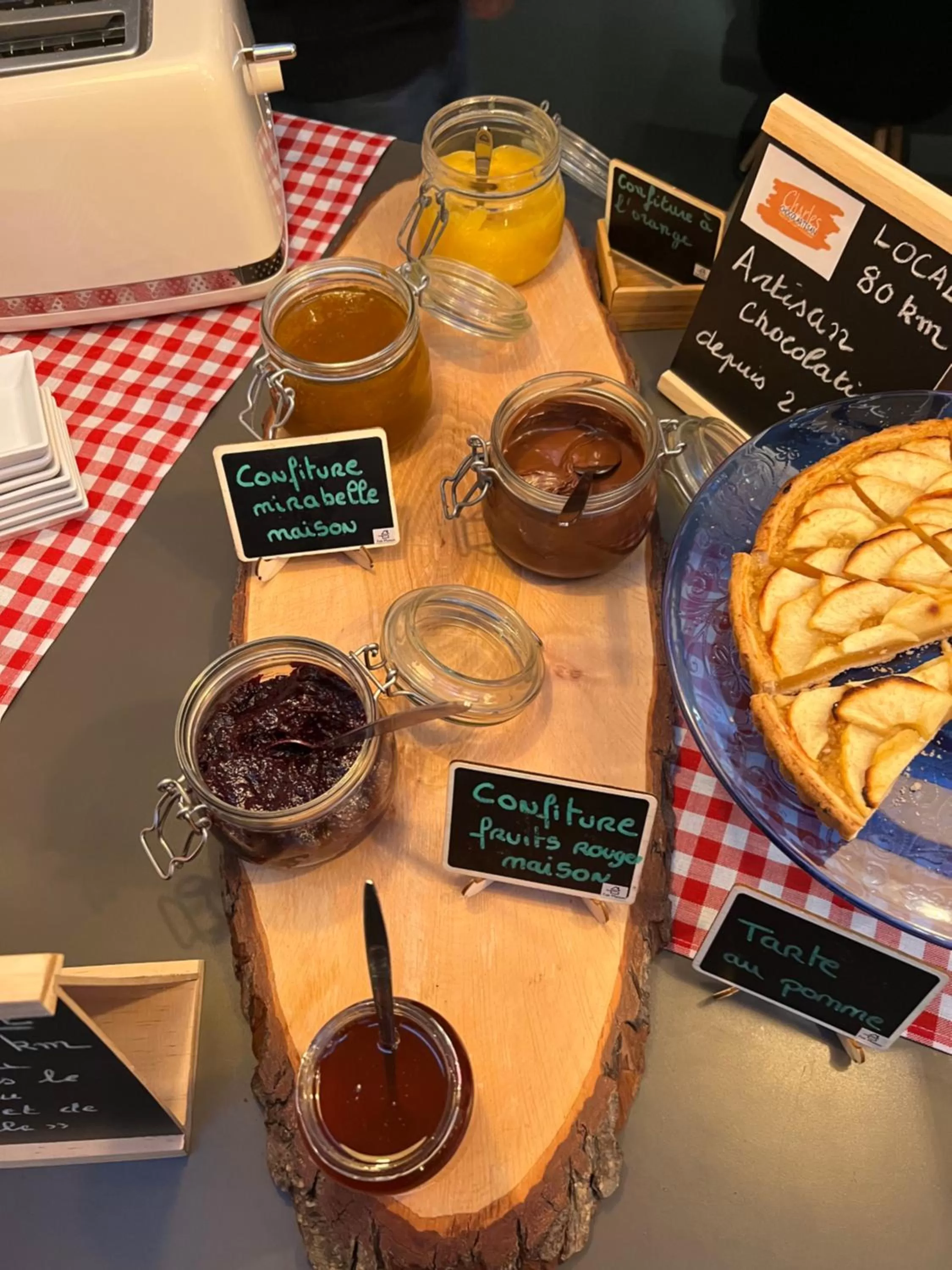 Breakfast in Greet Hotel Lyon Confluence