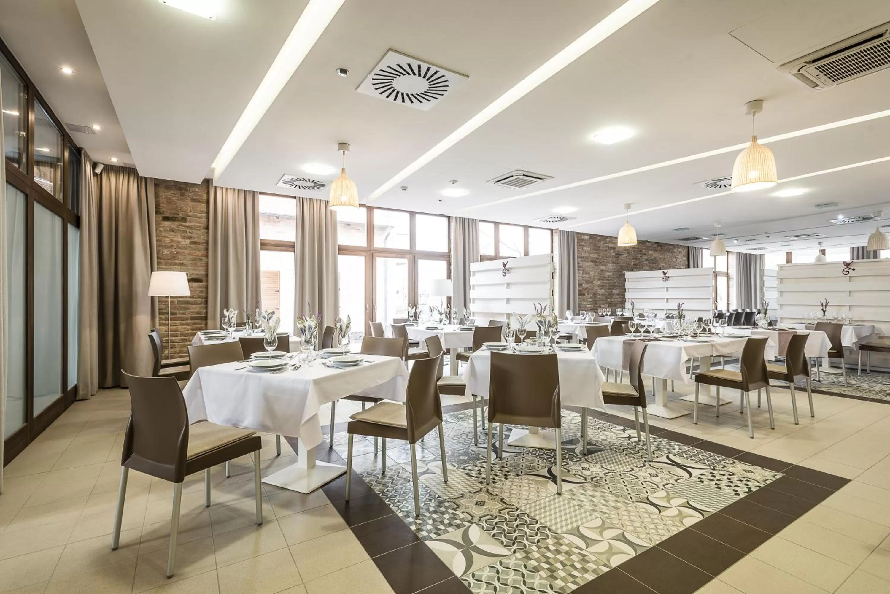 Restaurant/places to eat in Levendula Hotel