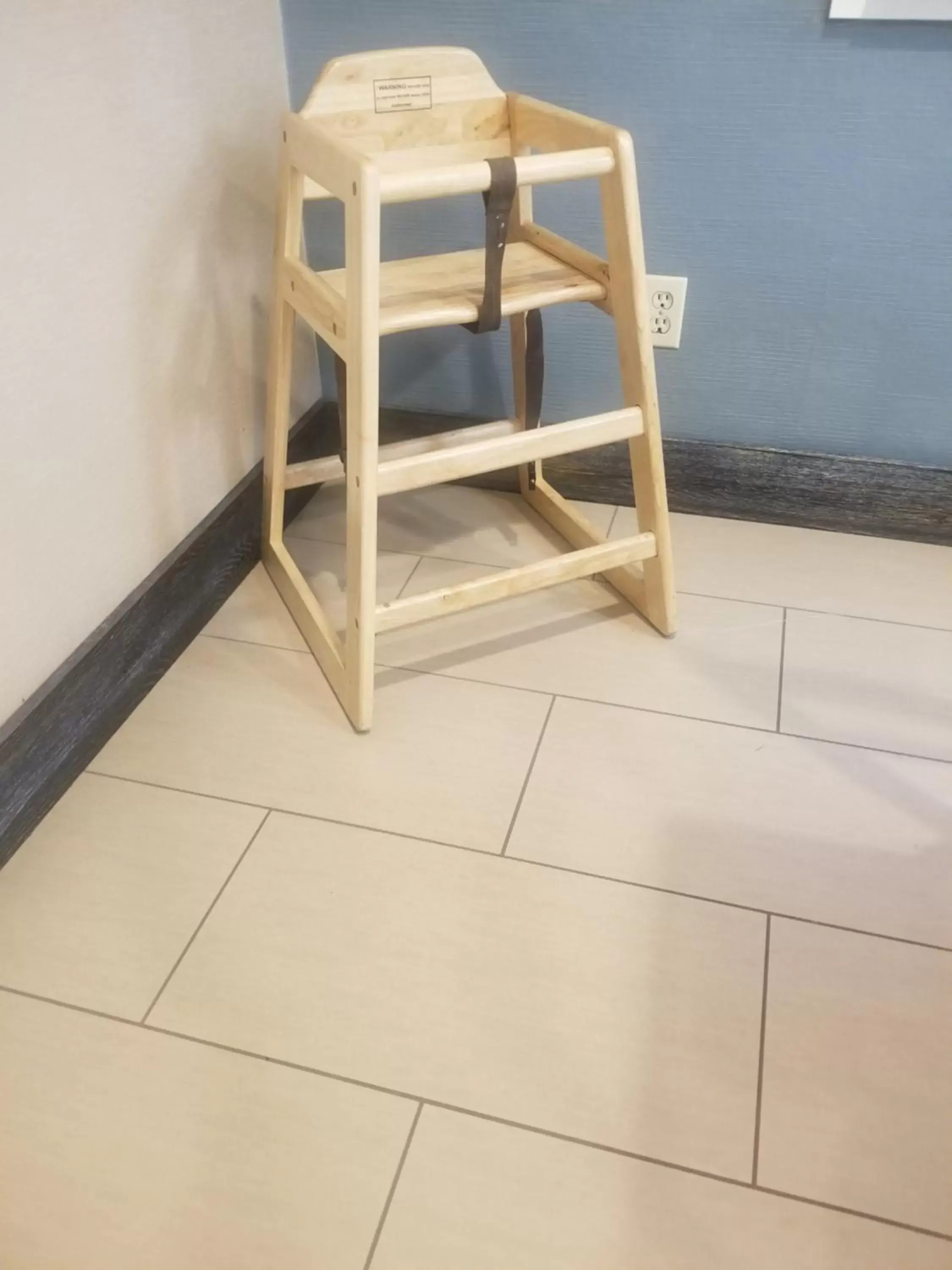 Breakfast in Best Western Long Beach Inn Breakfast in Best Western Long Beach Inn