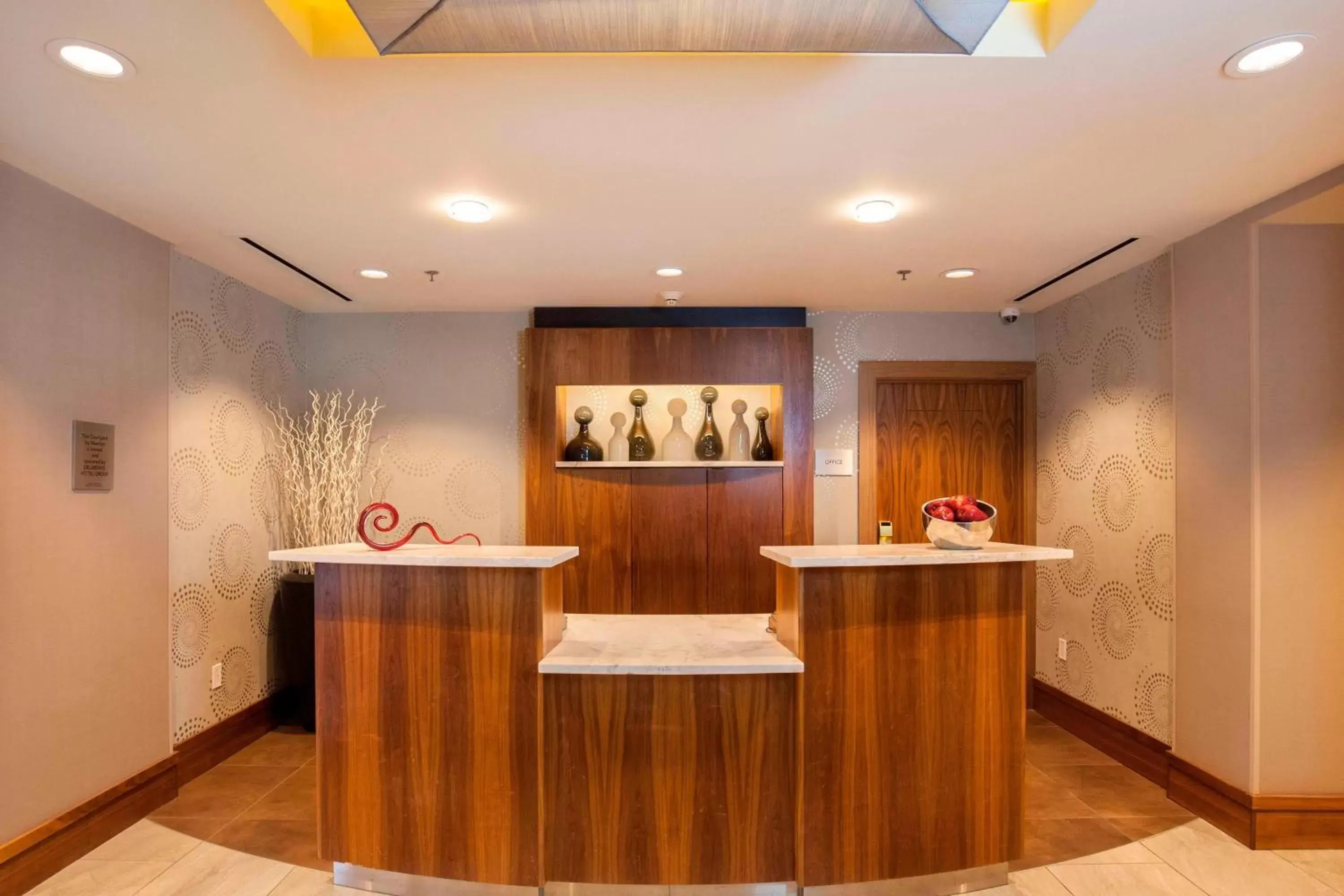 Lobby or reception, Lobby/Reception in Courtyard by Marriott Ithaca Airport/University