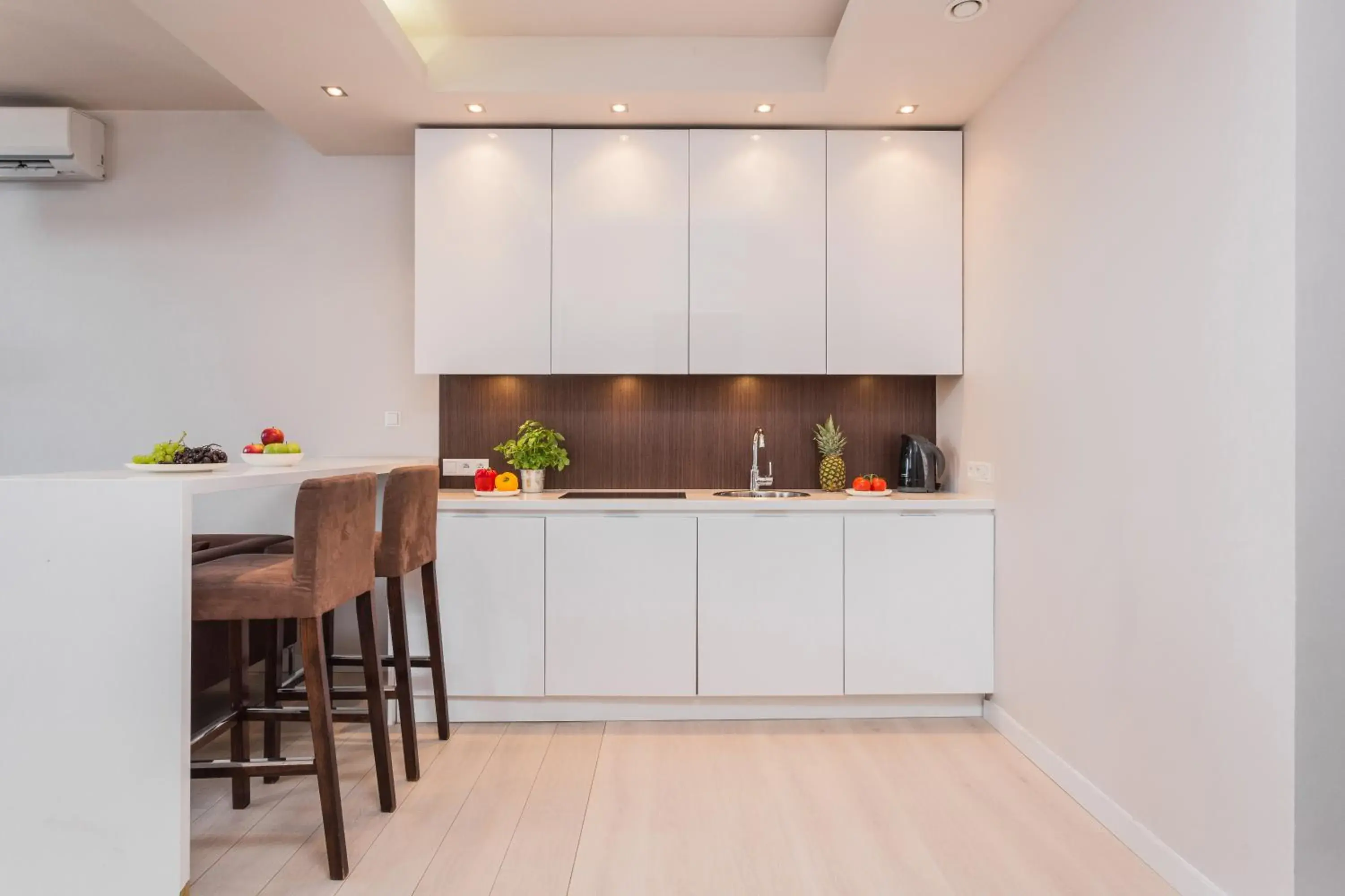 Photo of the whole room, Kitchen/Kitchenette in Platinum Residence