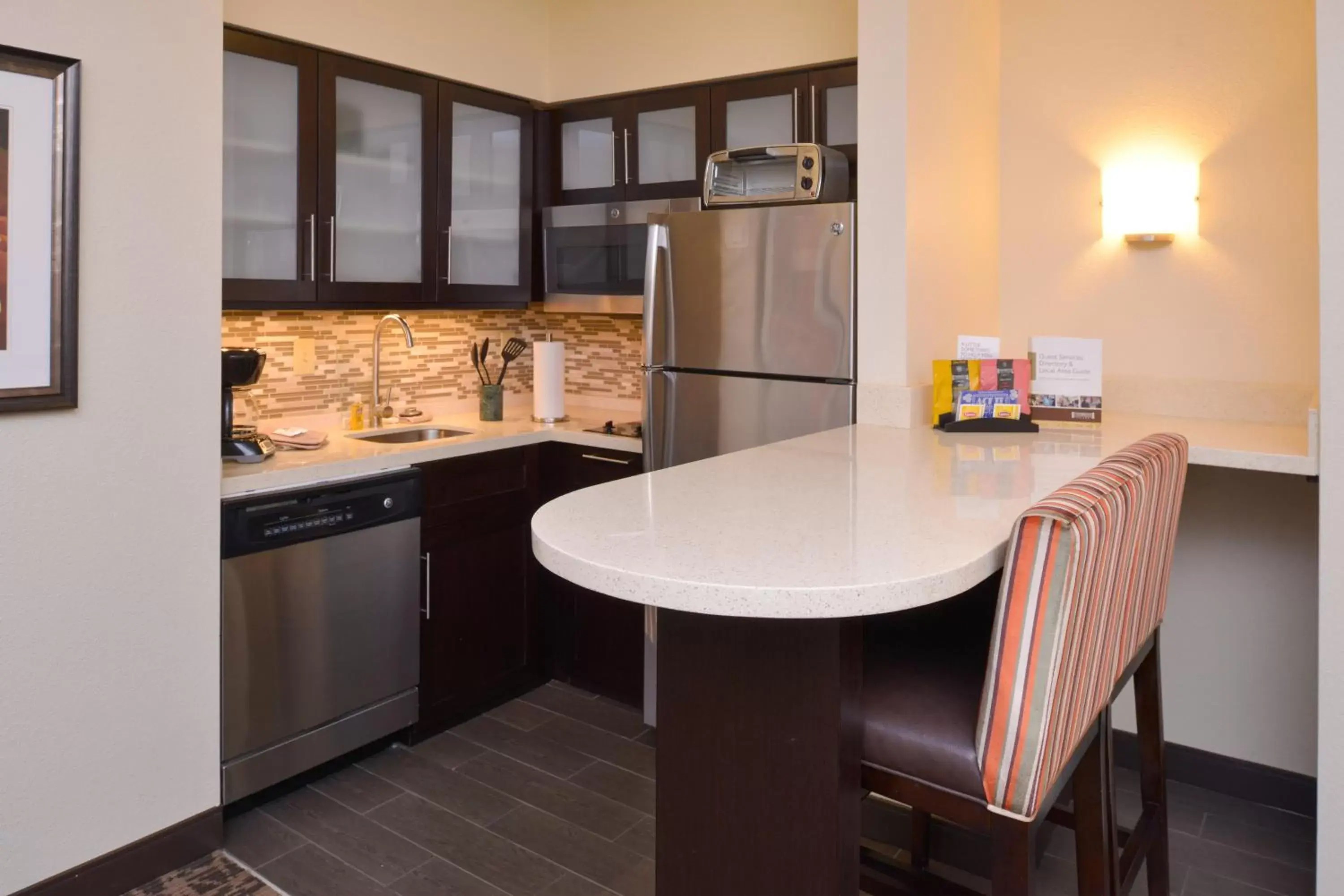 Kitchen or kitchenette, Kitchen/Kitchenette in Staybridge Suites Indianapolis-Fishers, an IHG Hotel