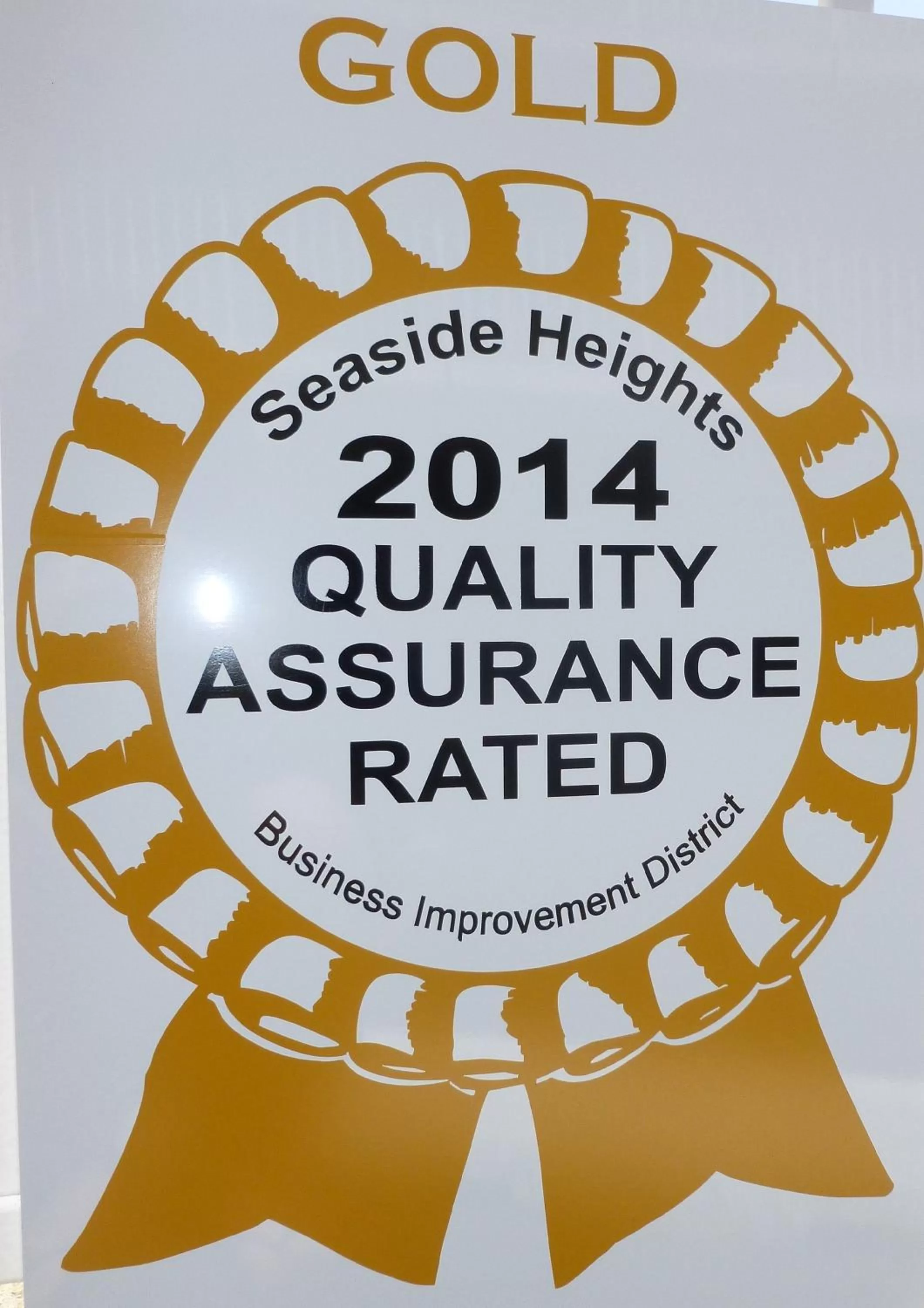 Decorative detail in Bay Breeze Motel