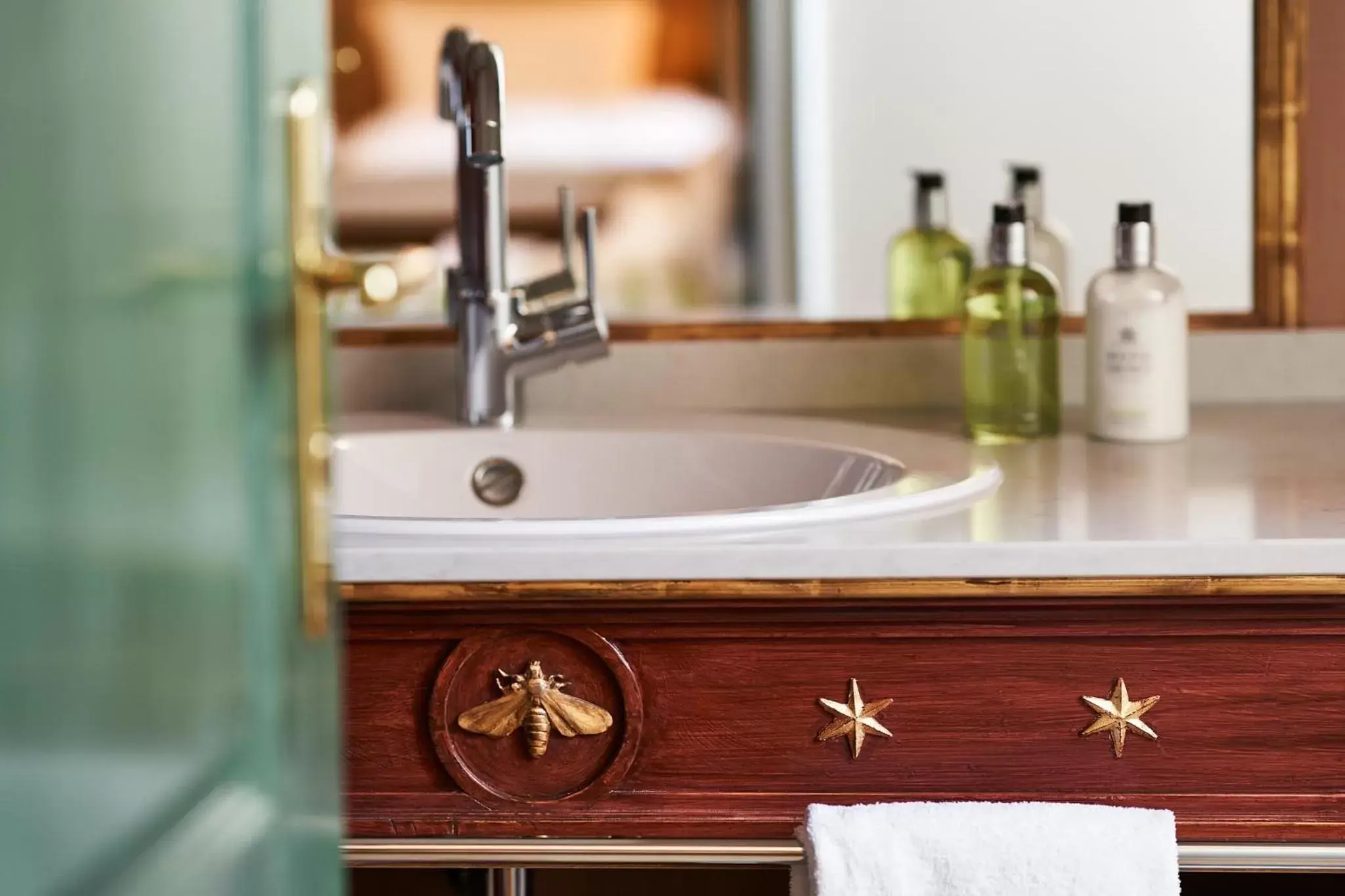 Deluxe Doppelzimmer Mühle in Relais & Châteaux Hardenberg BurgHotel Deluxe Doppelzimmer Mühle in Relais & Châteaux Hardenberg BurgHotel