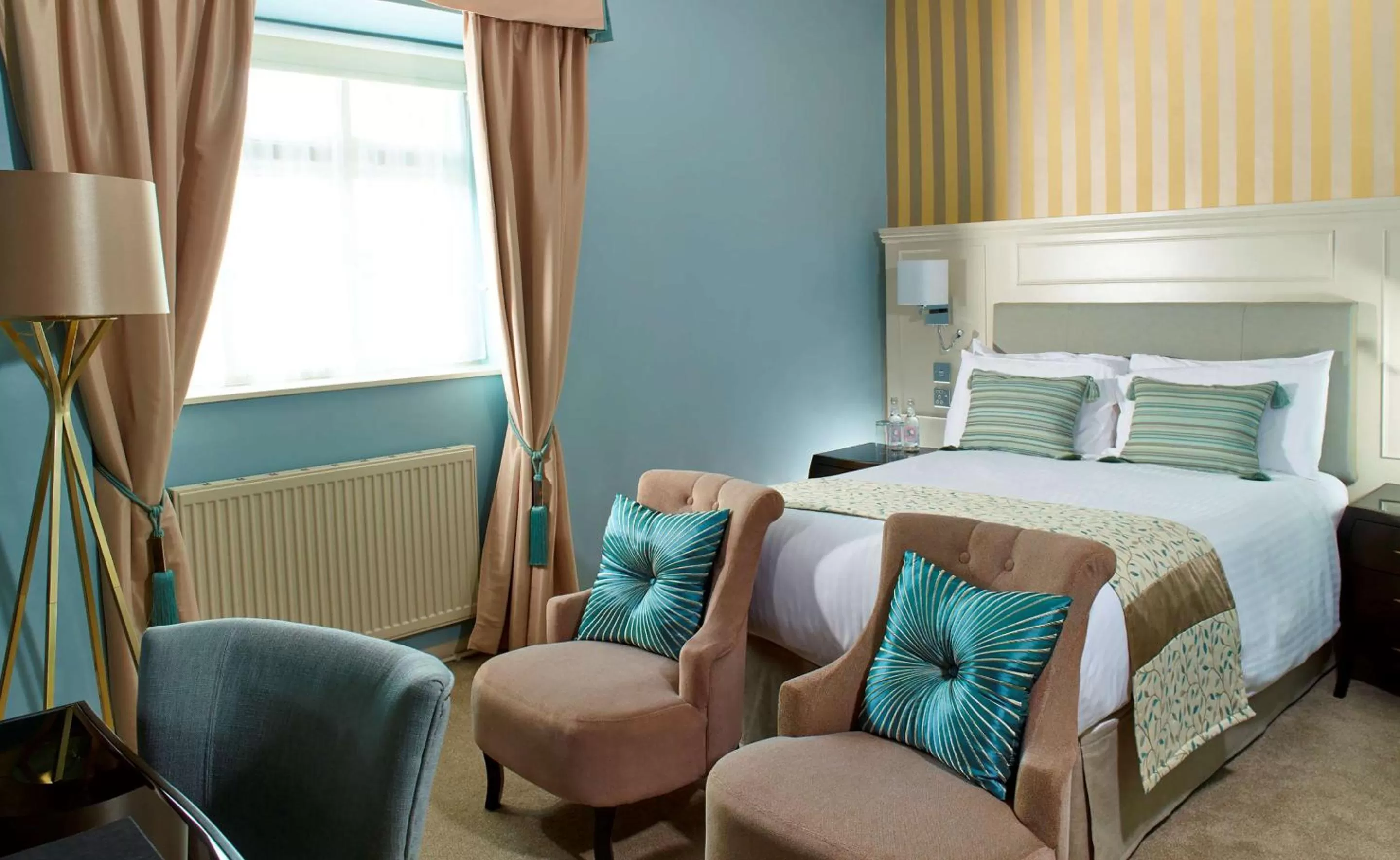 Photo of the whole room, Bed in The Swan Hotel, Wells, Somerset - The Coaching Inn Group