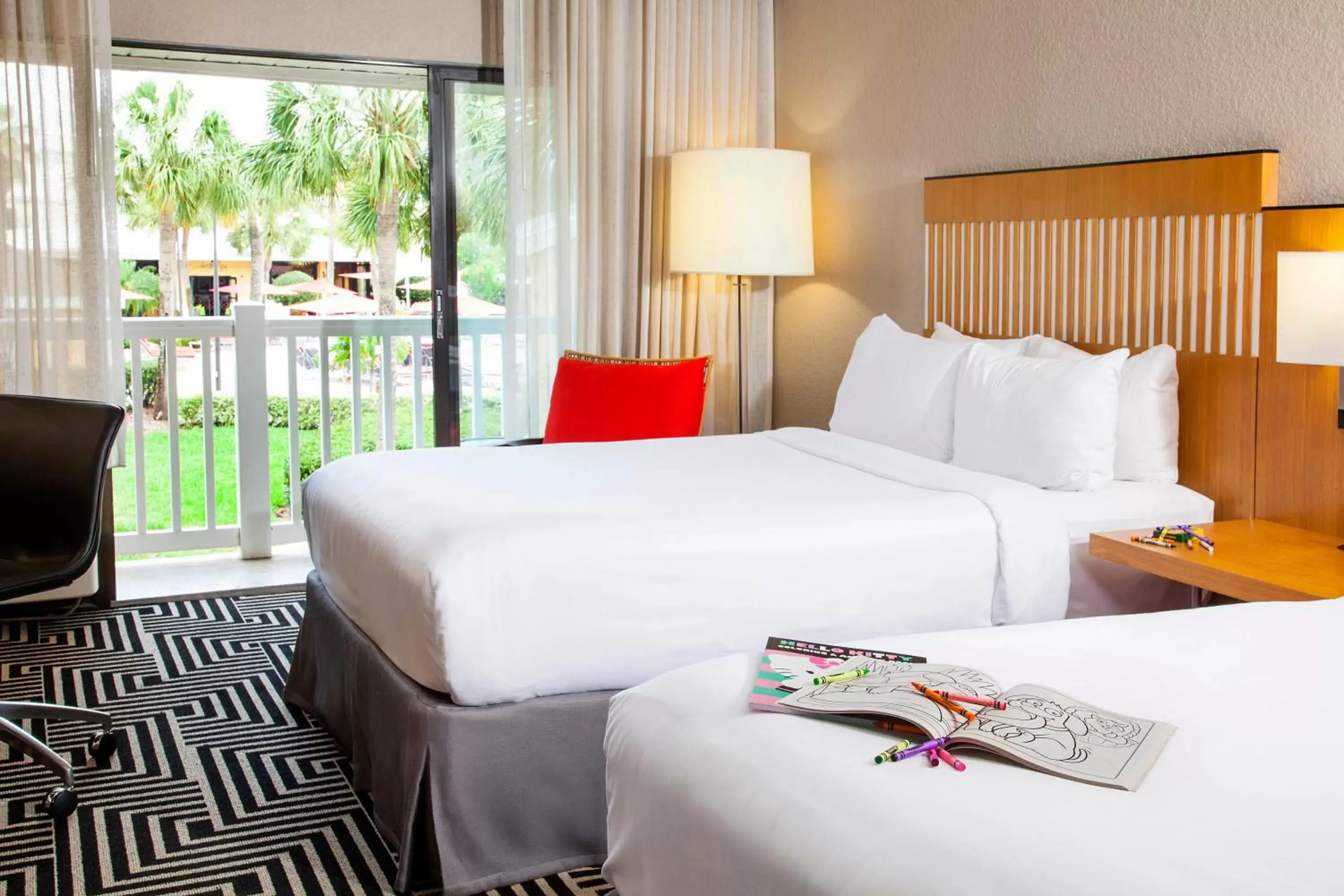 Photo of the whole room, Room Photo in Wyndham Orlando Resort International Drive