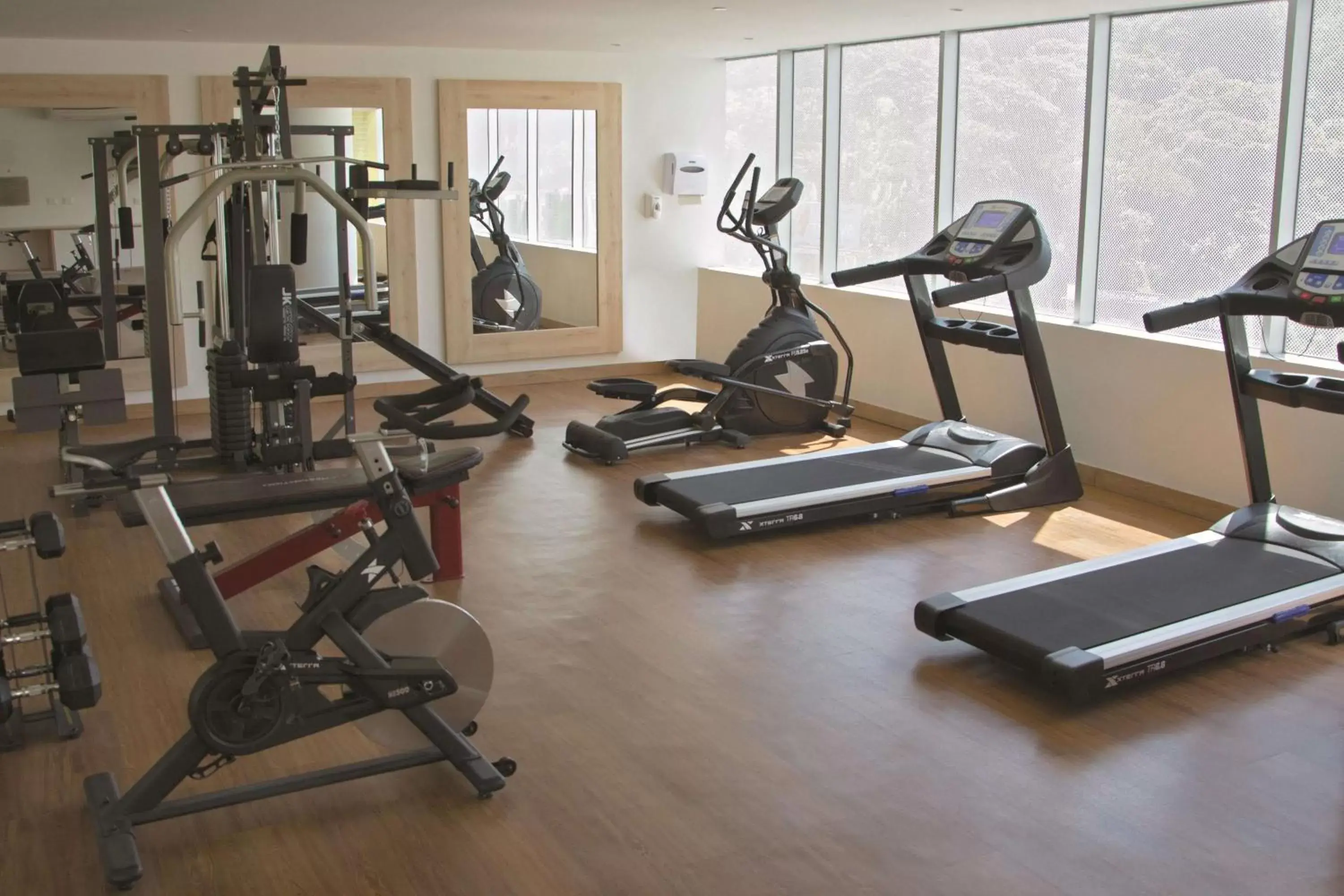 Fitness centre/facilities, Fitness Center/Facilities in La Quinta by Wyndham Medellin