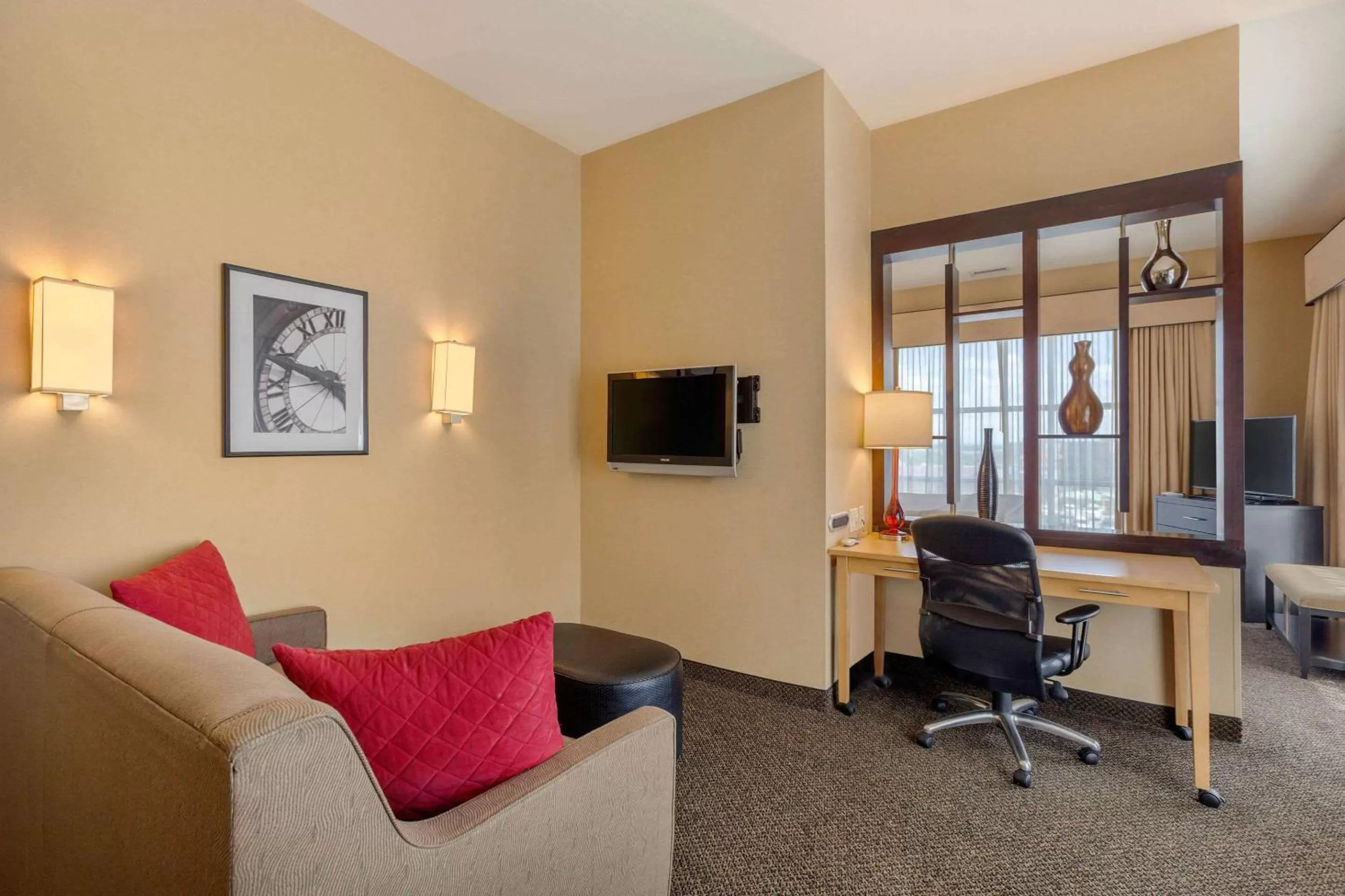 Photo of the whole room in Cambria Hotel Ft Collins