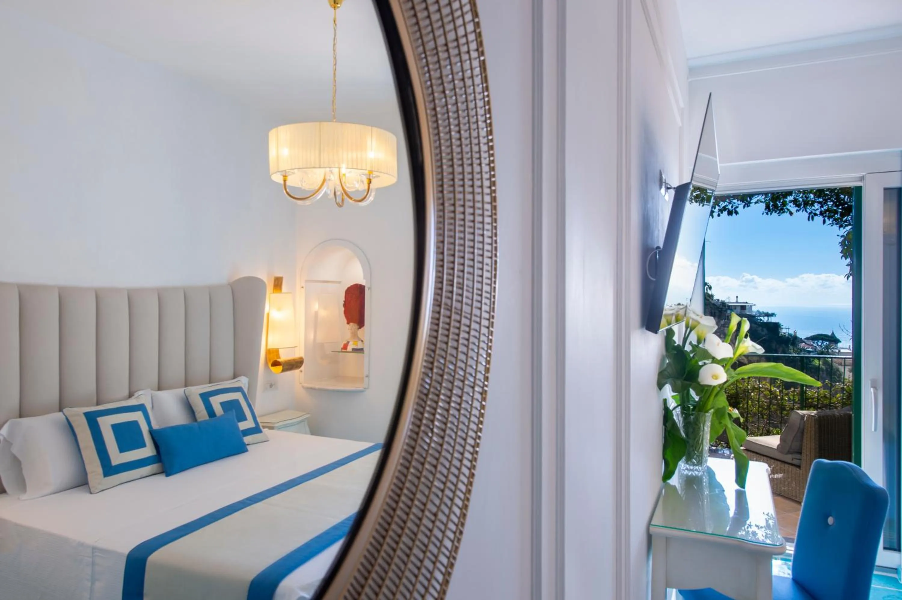 Bedroom, Bed in Hotel Pellegrino