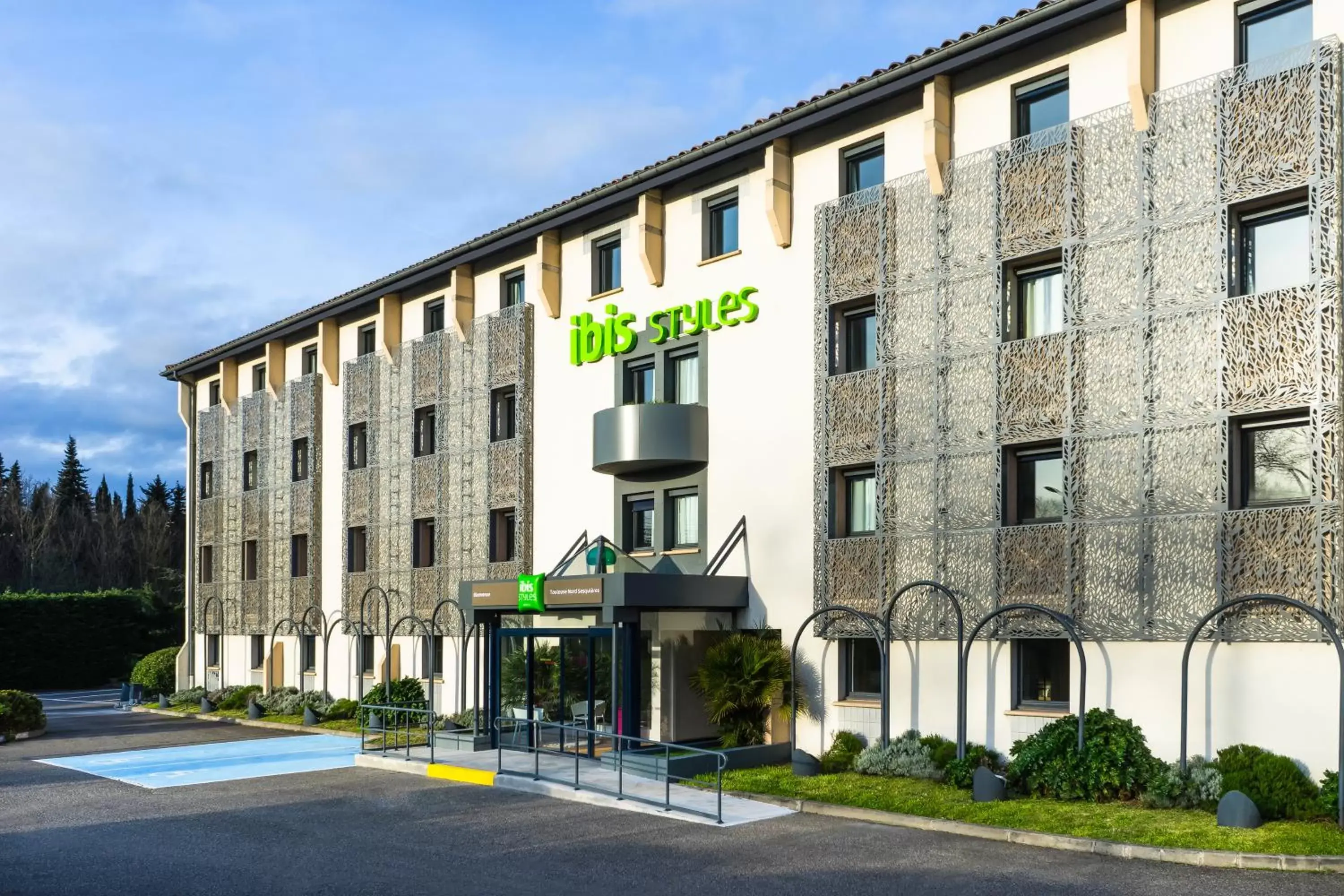 Facade/entrance in ibis Styles Toulouse Nord Sesquieres Facade/entrance in ibis Styles Toulouse Nord Sesquieres