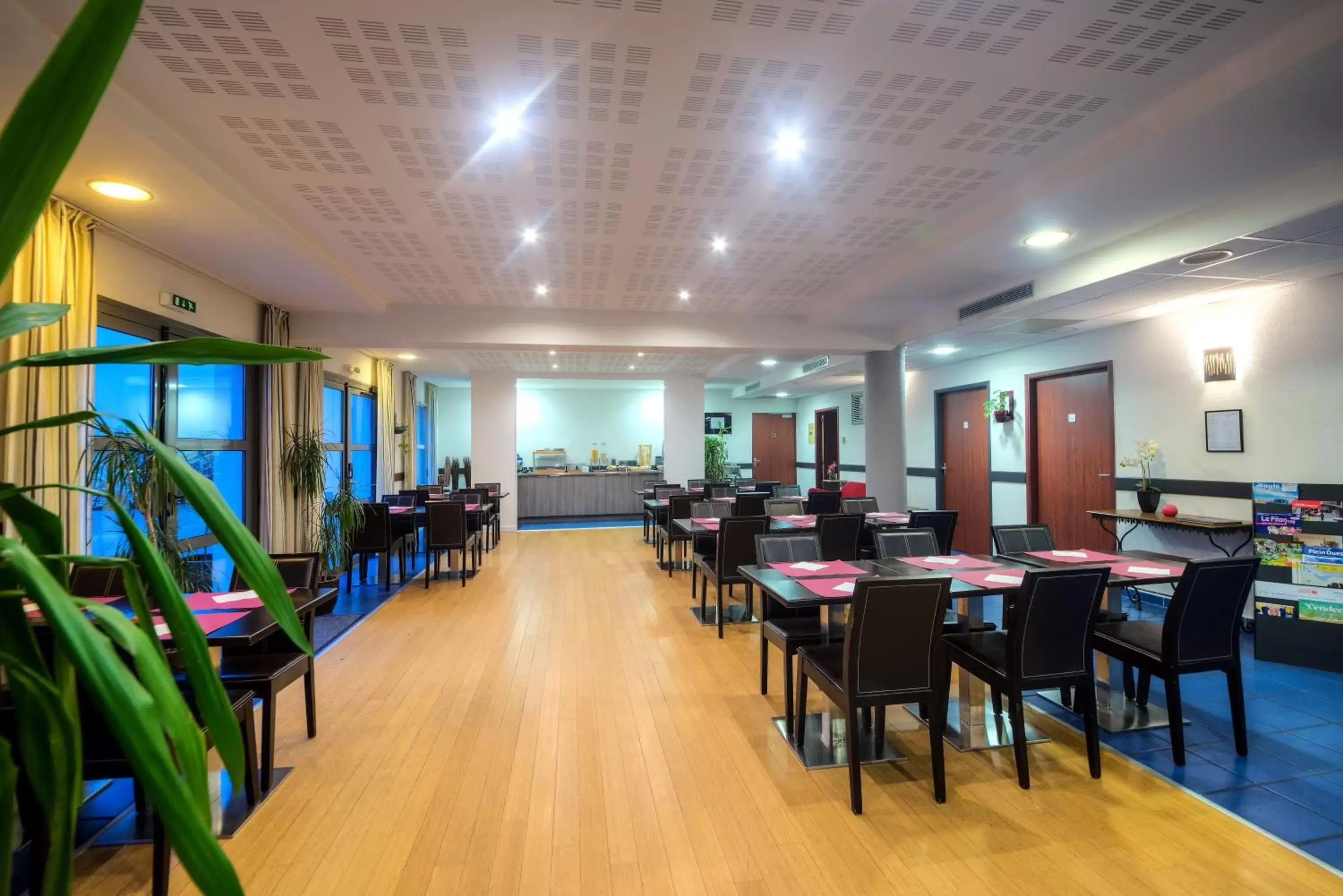 Restaurant/places to eat in Comfort Aparthotel Saint-Nazaire Les Portes de l Ocean Restaurant/places to eat in Comfort Aparthotel Saint-Nazaire Les Portes de l Ocean