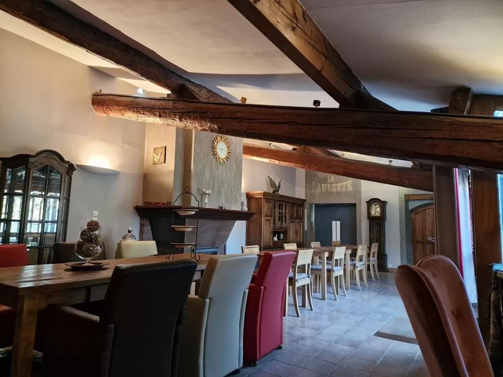 Restaurant/Places to Eat in Domaine La Sauzette