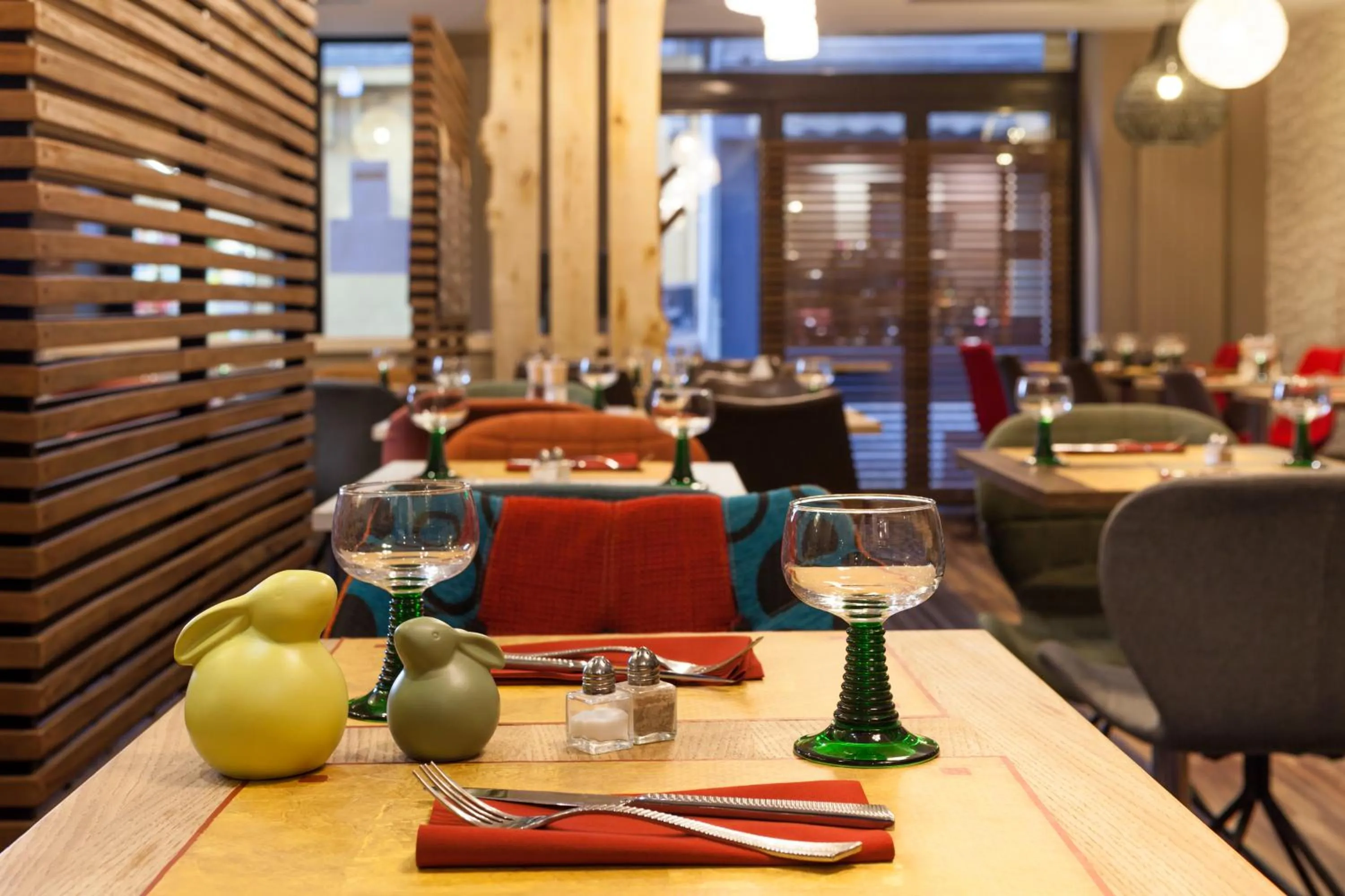 Restaurant/places to eat in ibis Styles Chaumont Centre Gare