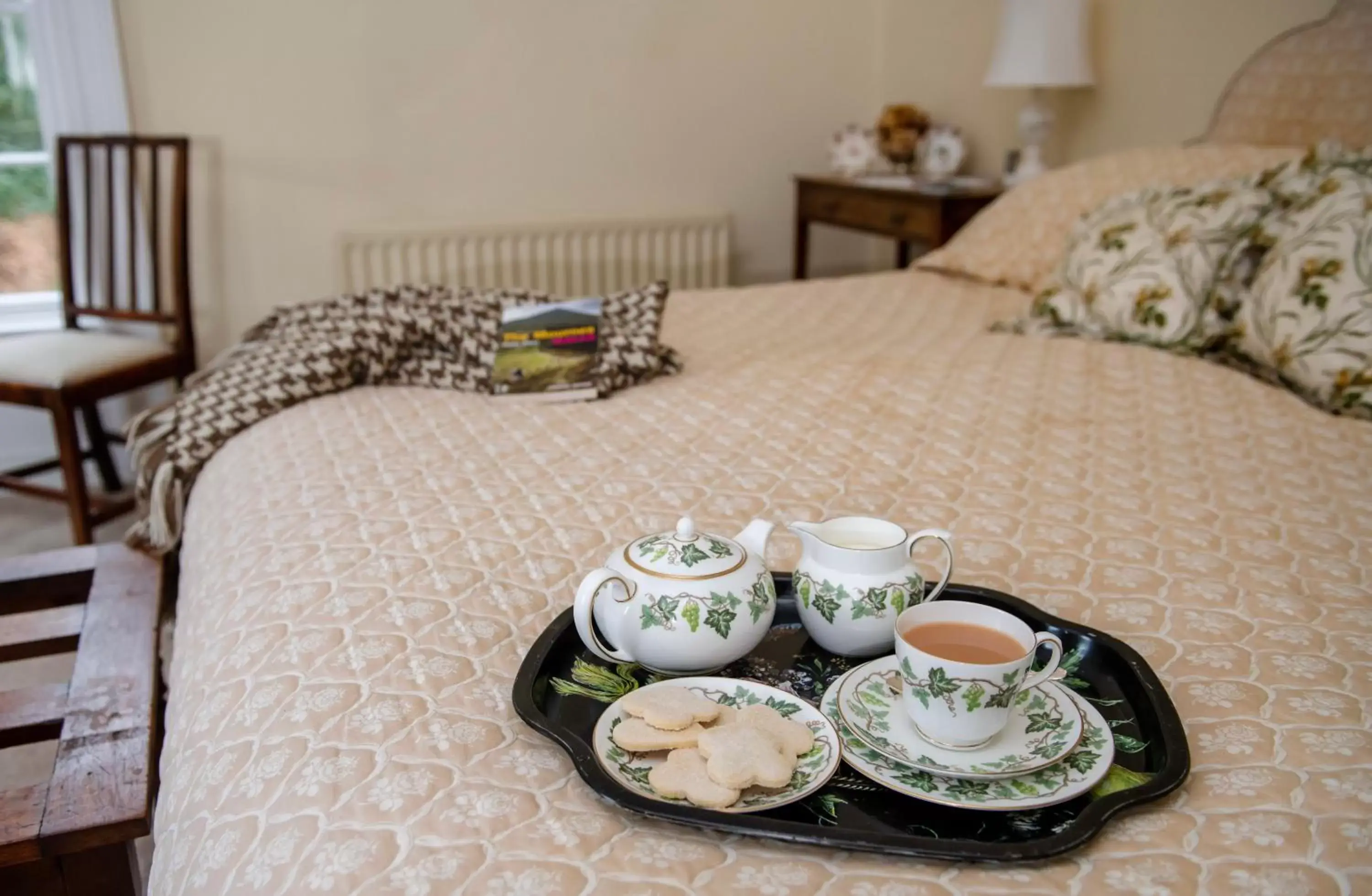 Coffee/tea facilities, Bed in Ballymote Country House