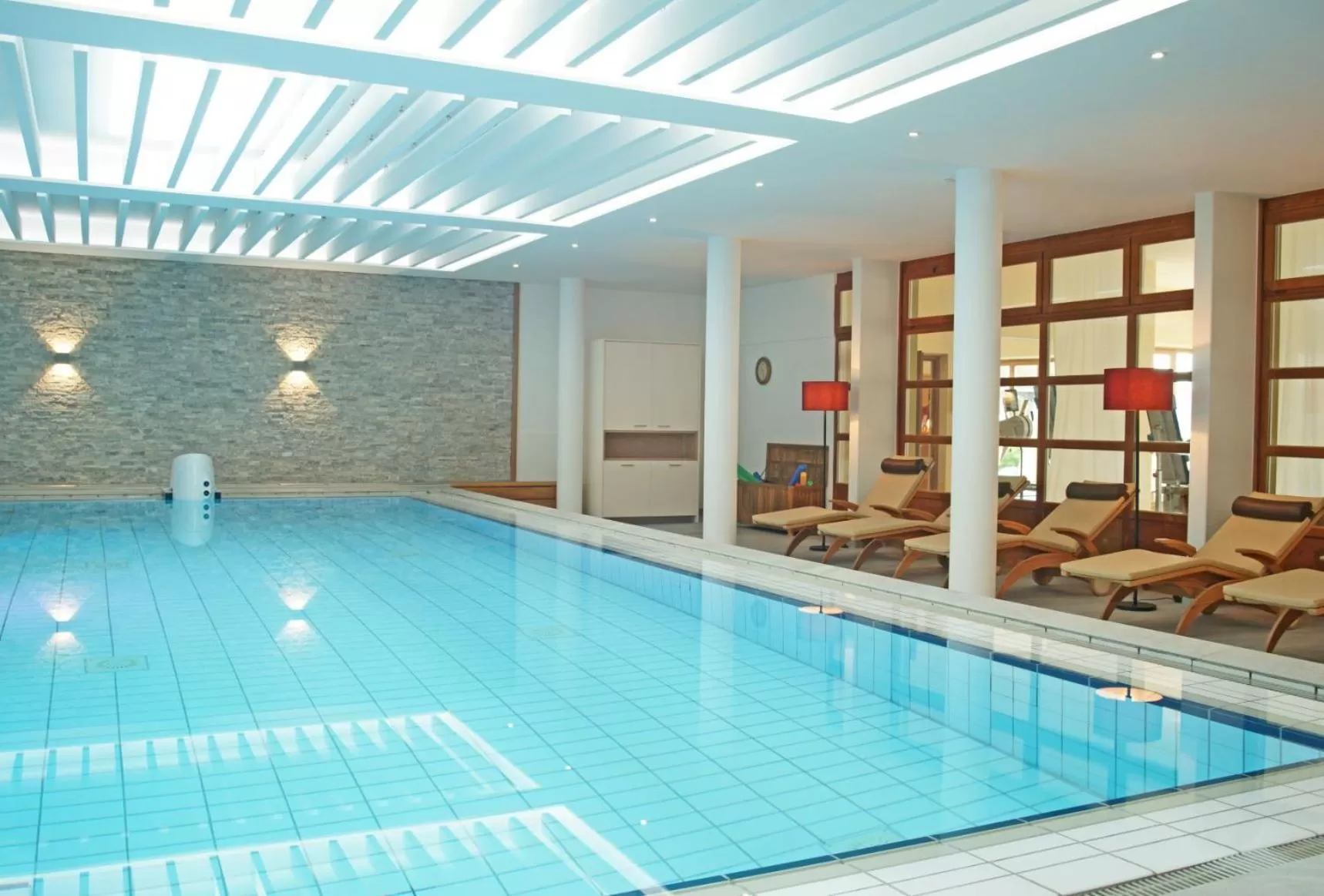 Swimming pool in Bio Thermalhotel Falkenhof