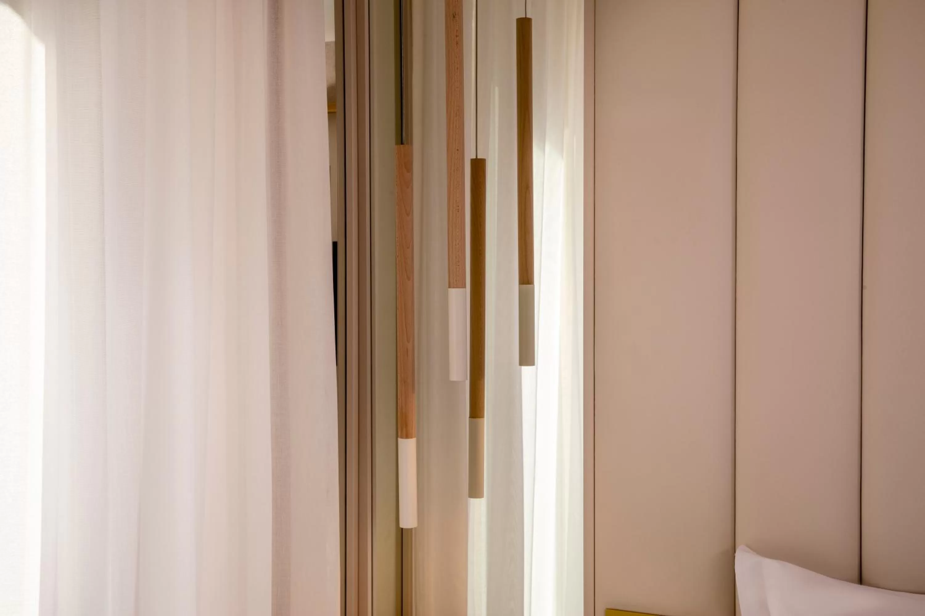 Bedroom, Bed in Hôtel Beige