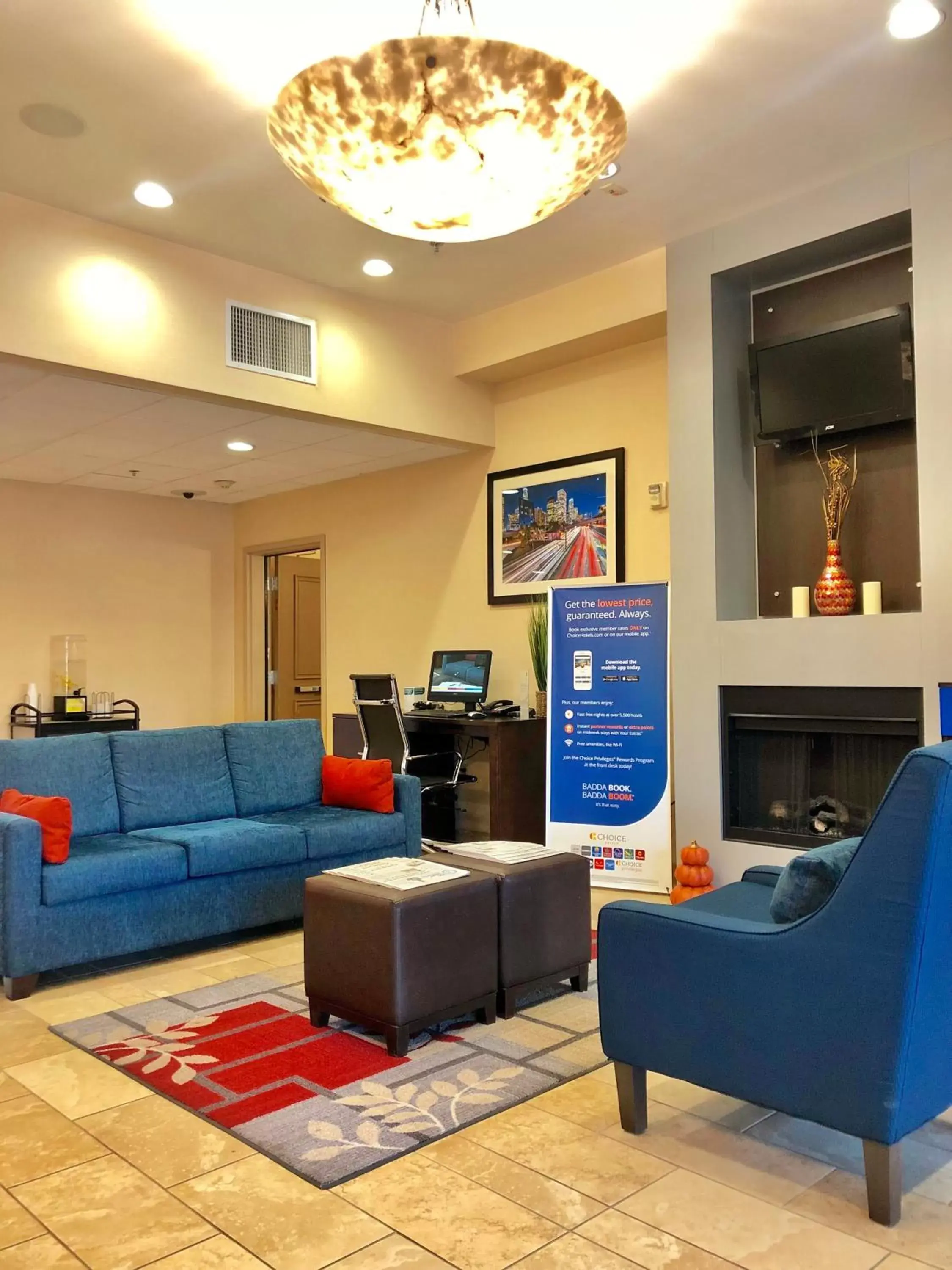Lobby or reception, Seating Area in Comfort Suites Near City of Industry - Los Angeles