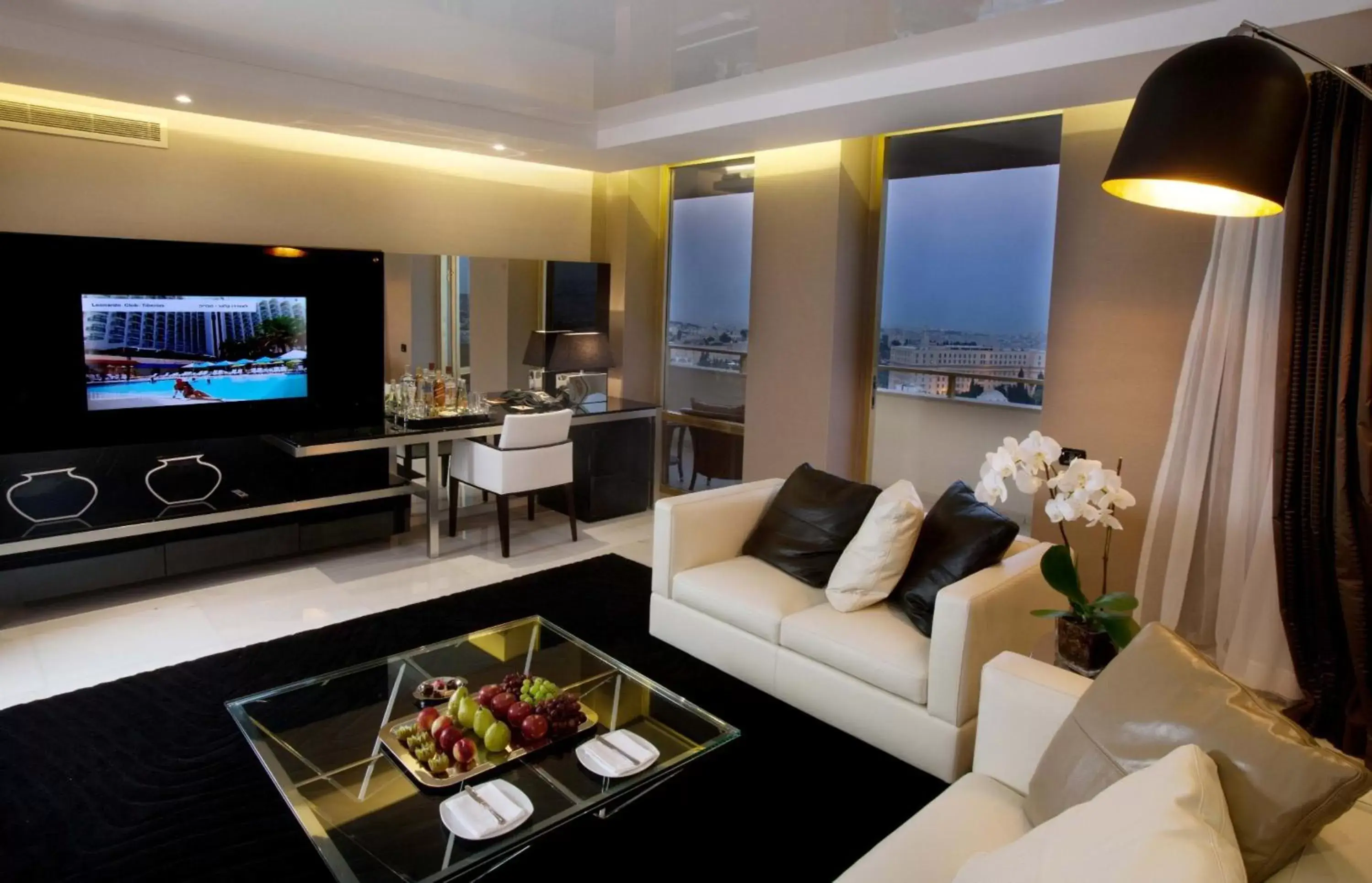 King Solomon Executive Suite - single occupancy in Leonardo Plaza Hotel Jerusalem King Solomon Executive Suite - single occupancy in Leonardo Plaza Hotel Jerusalem