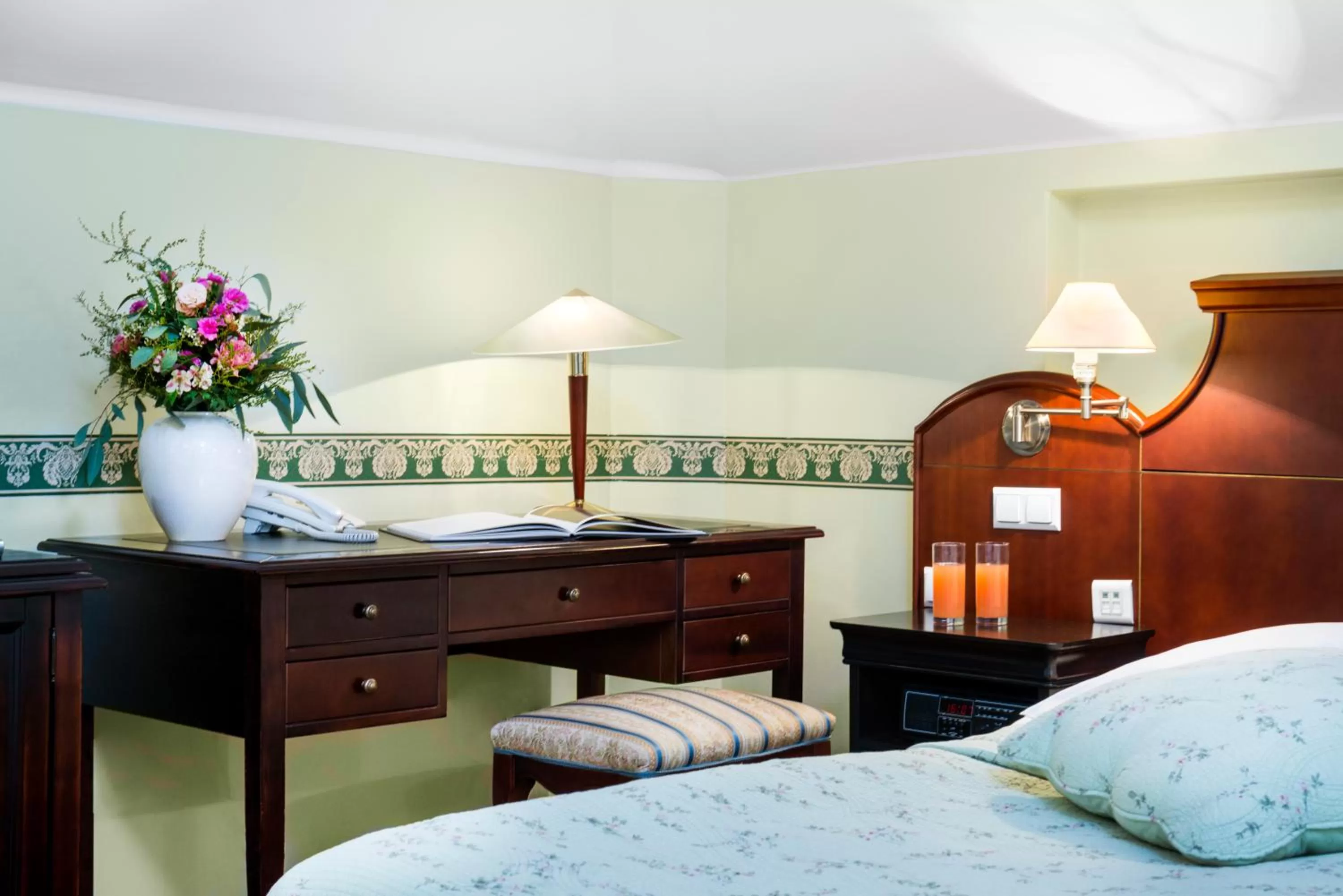 Bedroom, Bed in Hotel Maltański