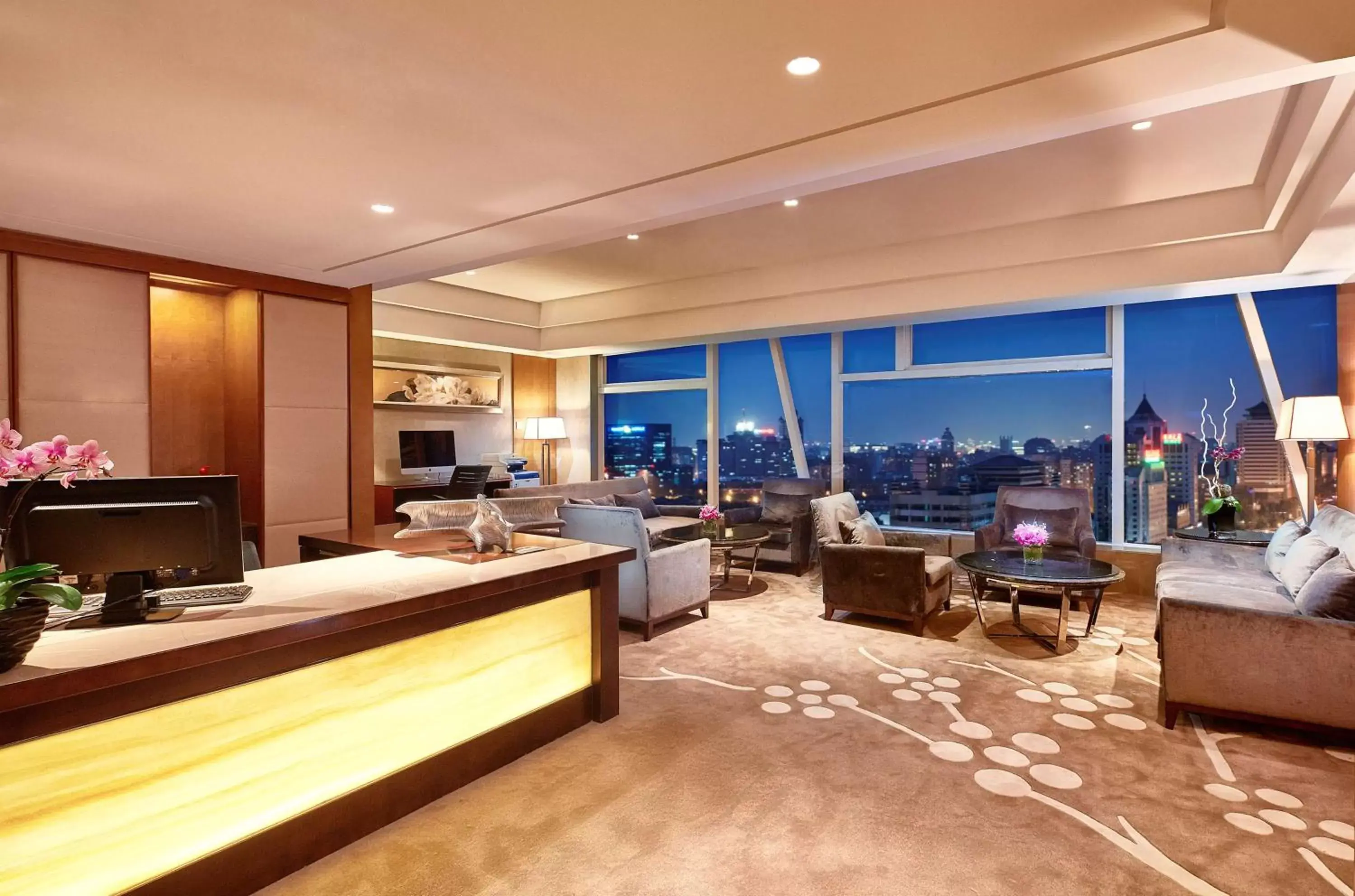 Property building in DoubleTree by Hilton Beijing Property building in DoubleTree by Hilton Beijing