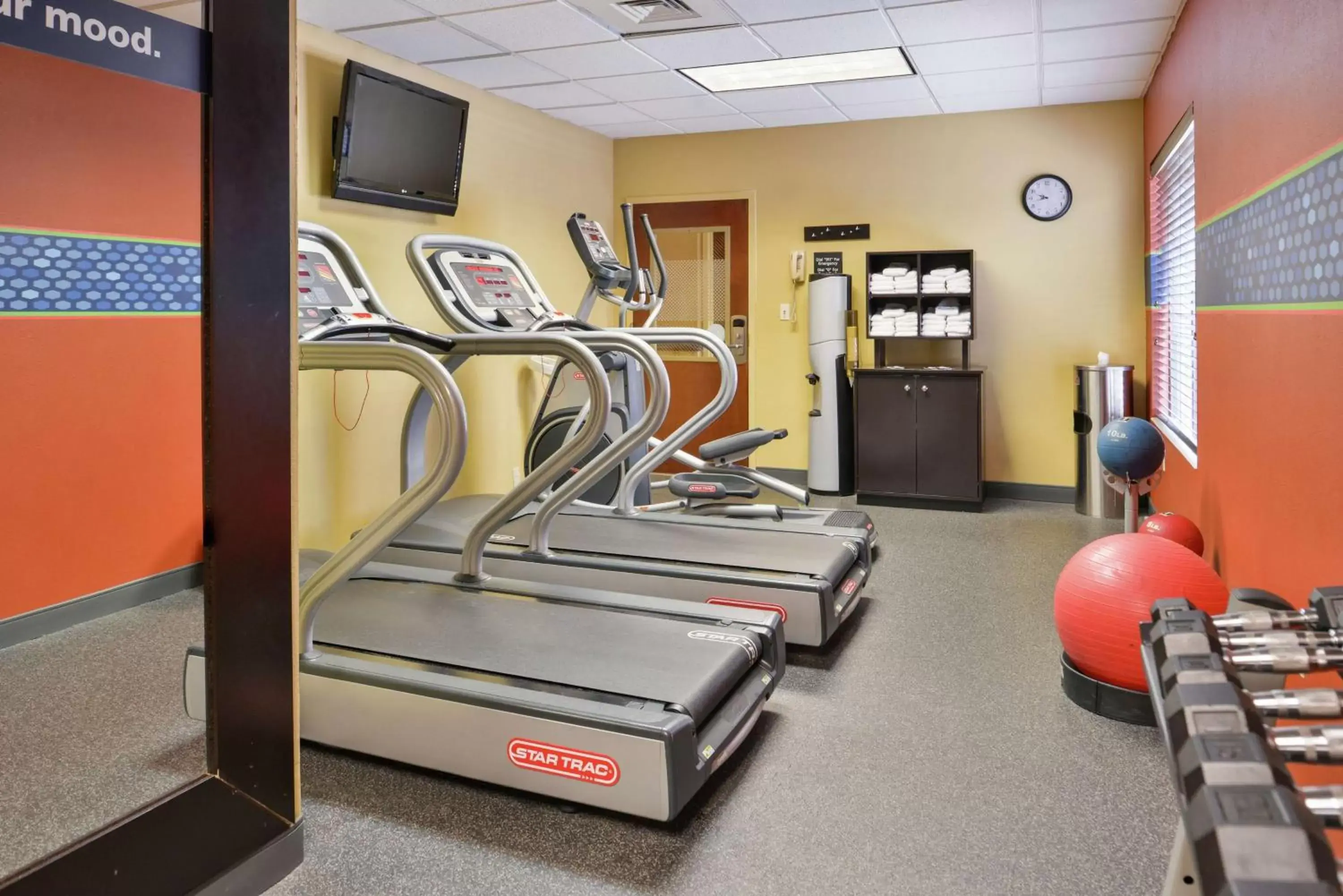 Fitness centre/facilities, Fitness Center/Facilities in Hampton Inn By Hilton Greensboro-East