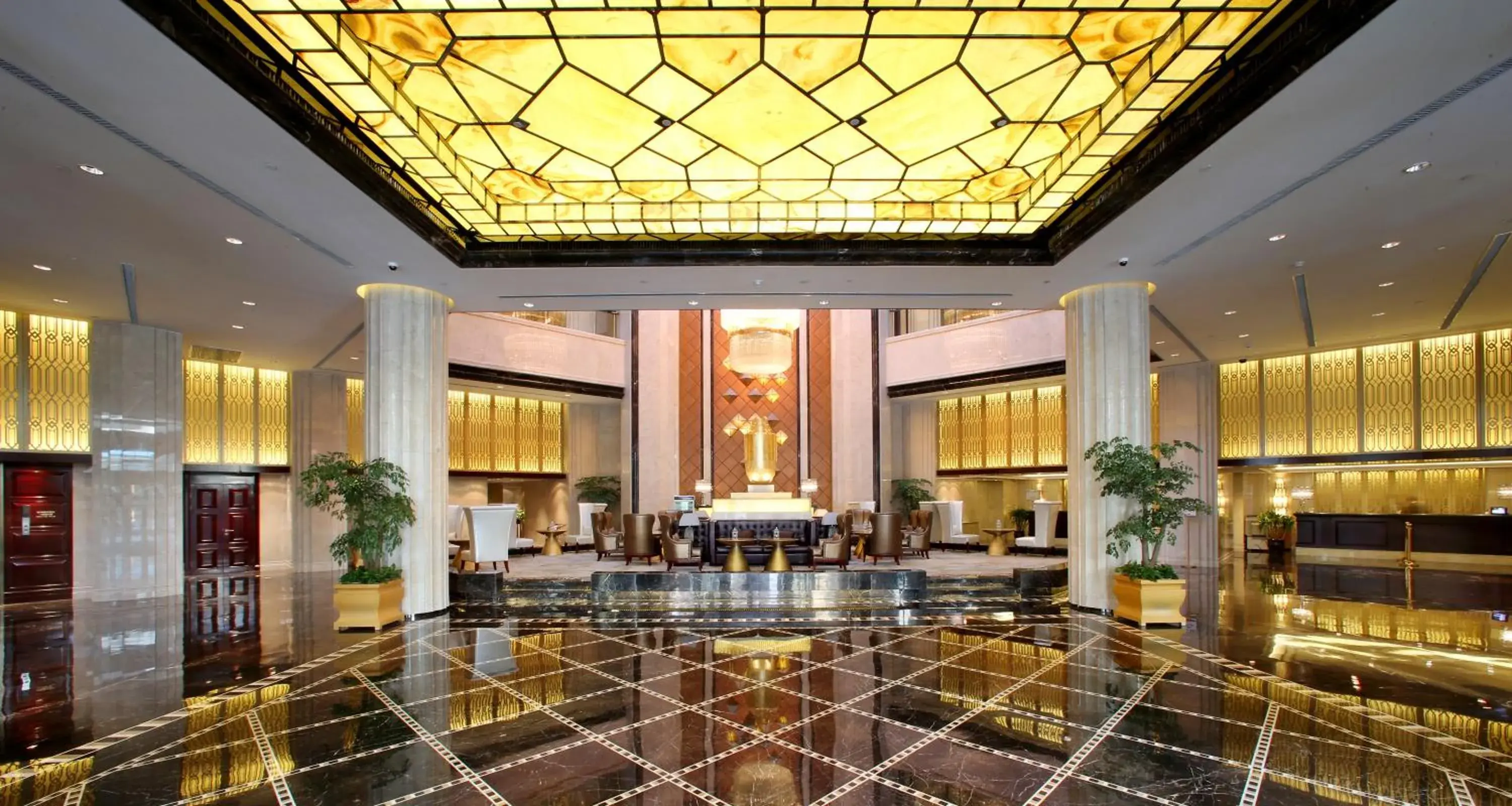 Lobby or reception in GuangDong Hotel Shanghai