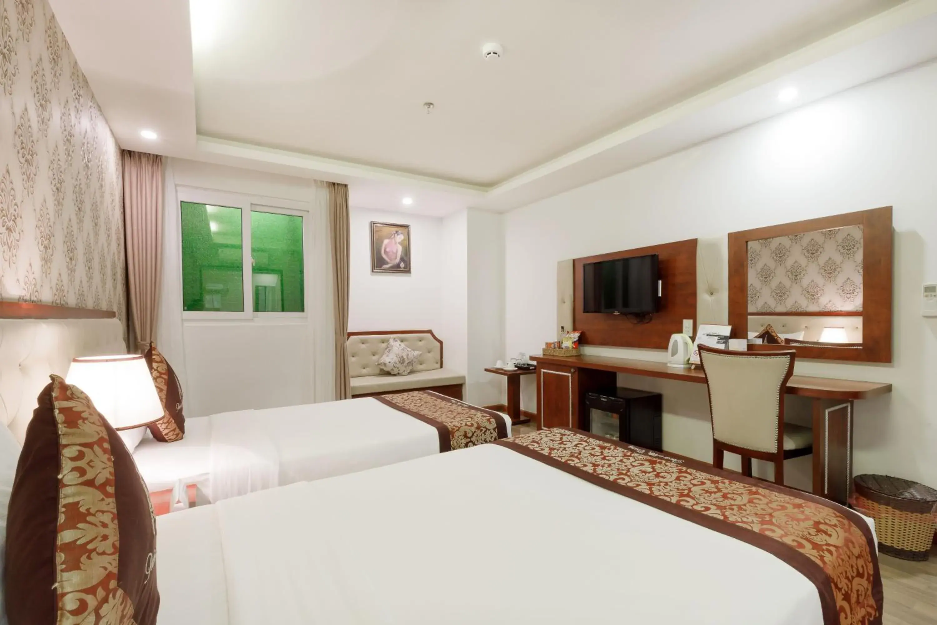 Bedroom, Bed in Paris Nha Trang Hotel