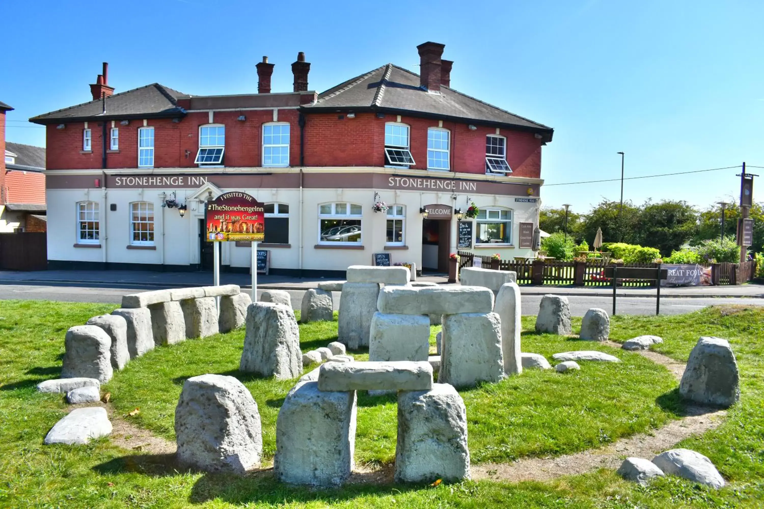 Property Building in Stonehenge Inn & Shepherd's Huts