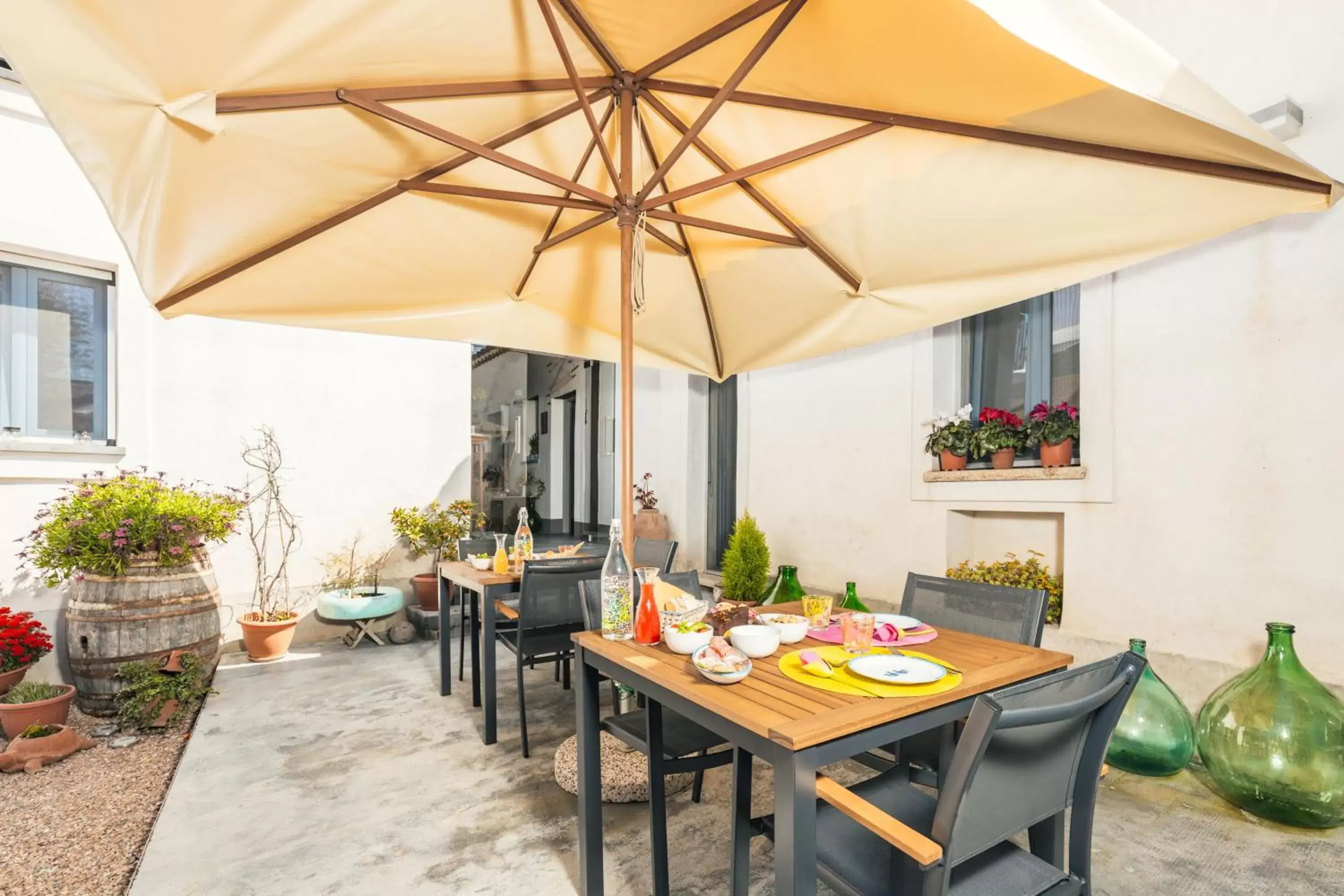 Patio, Restaurant/Places to Eat in Sa Crai B&B - Sardinian Experience