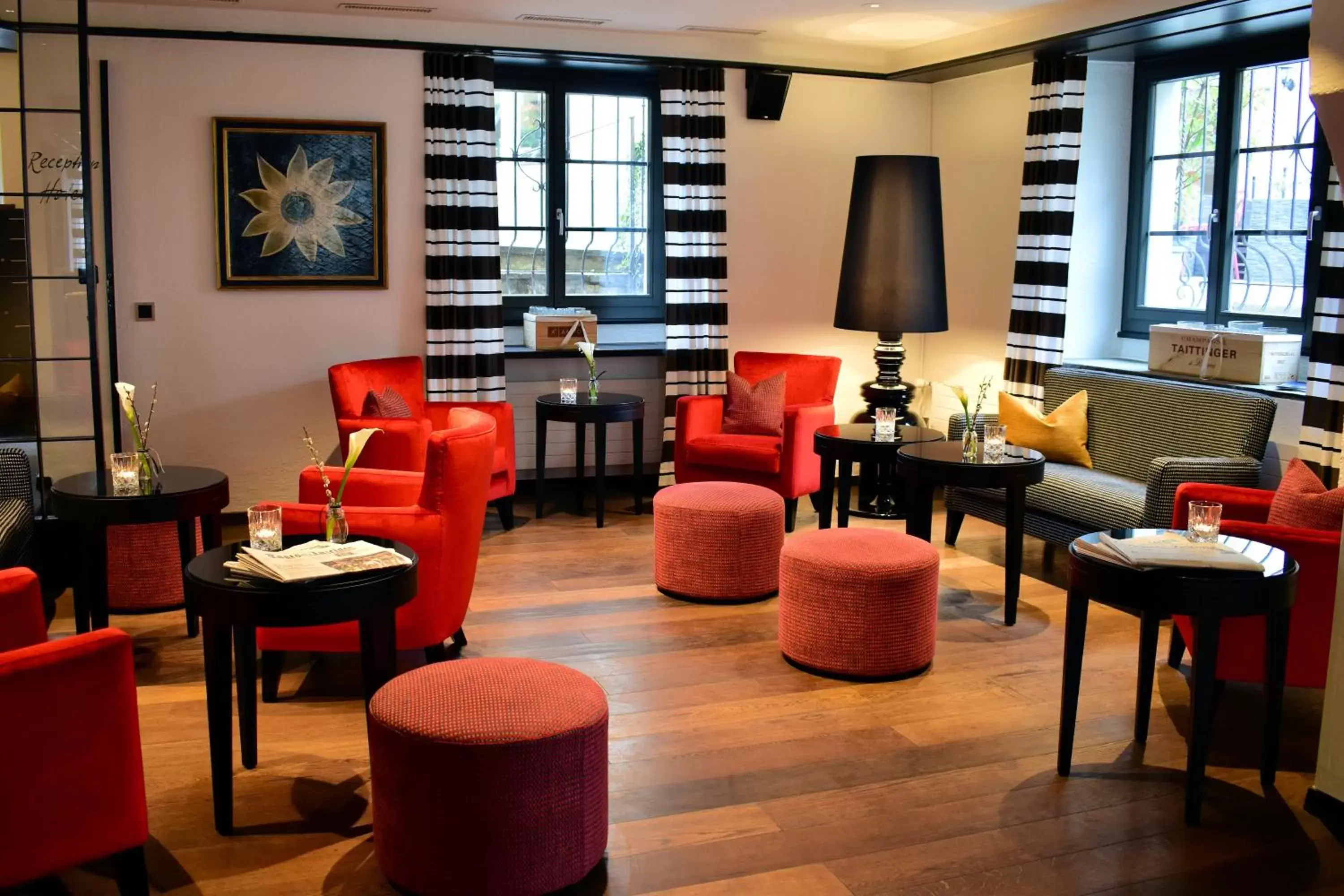 Lounge or bar, Restaurant/Places to Eat in Romantik Hotel Schwan