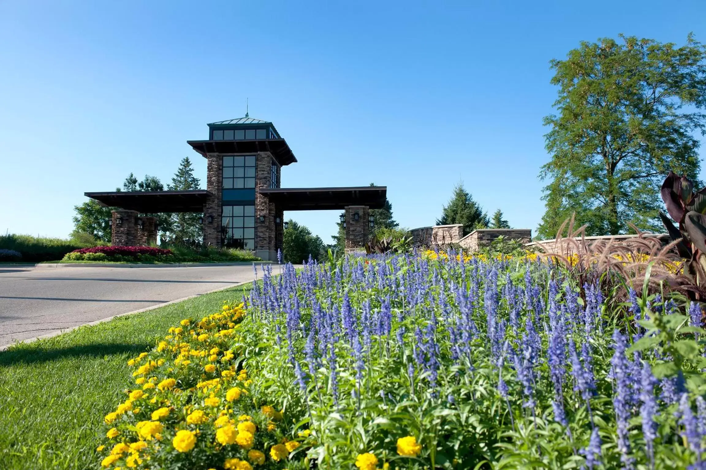 Area and facilities, Property Building in Grand Geneva Resort and Spa