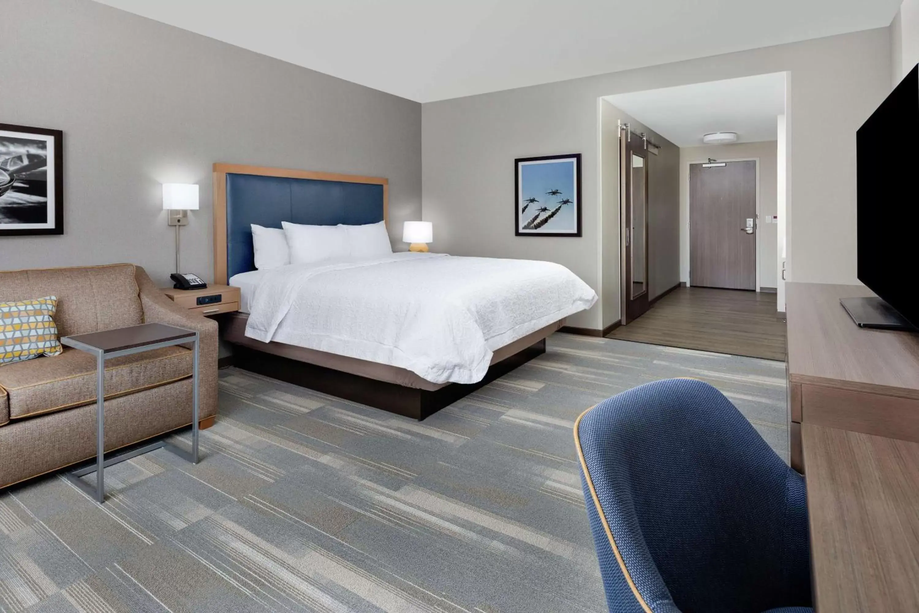 King Studio Suite in Hampton Inn & Suites San Diego Airport Liberty Station King Studio Suite in Hampton Inn & Suites San Diego Airport Liberty Station