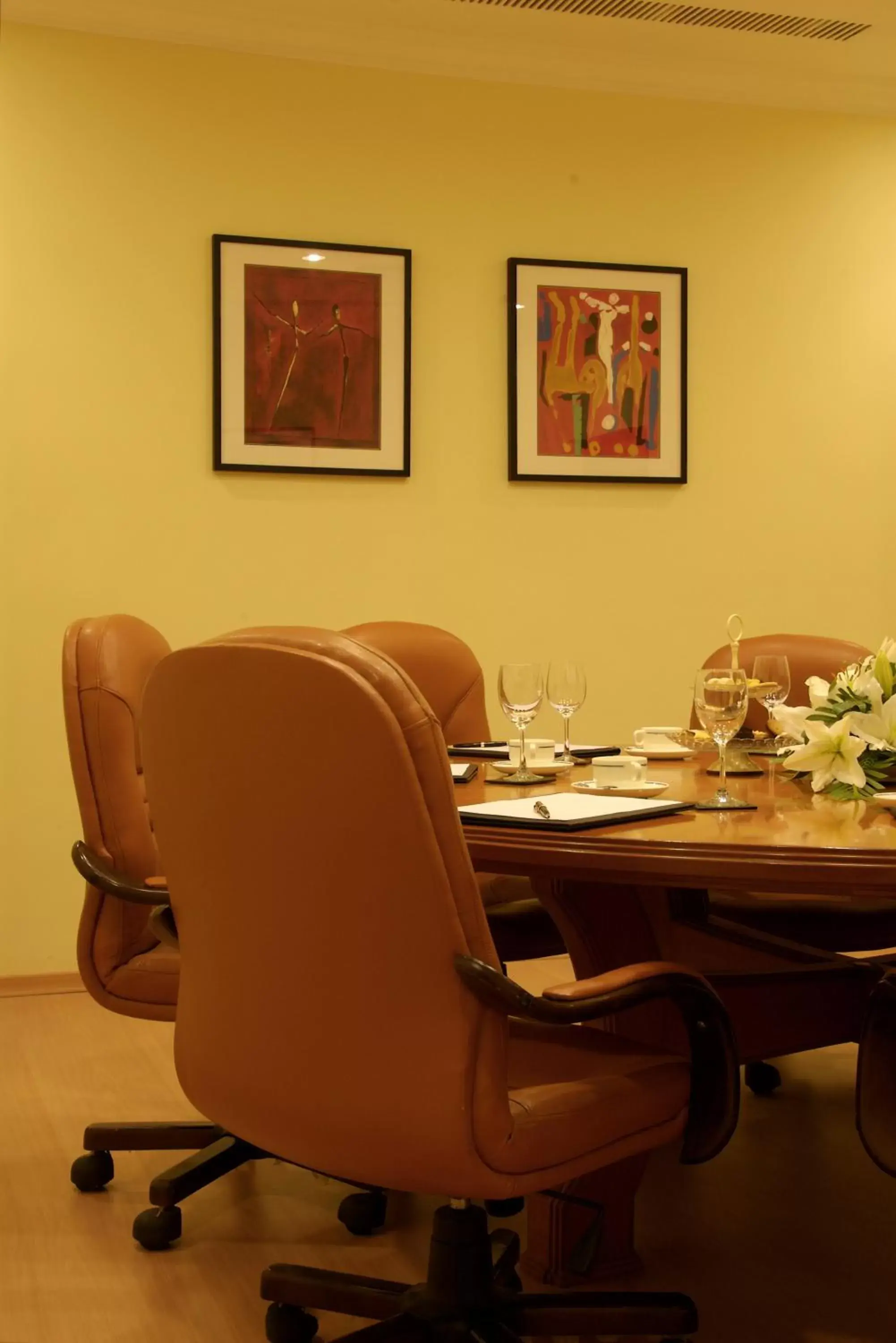 Business facilities in Taj Deccan