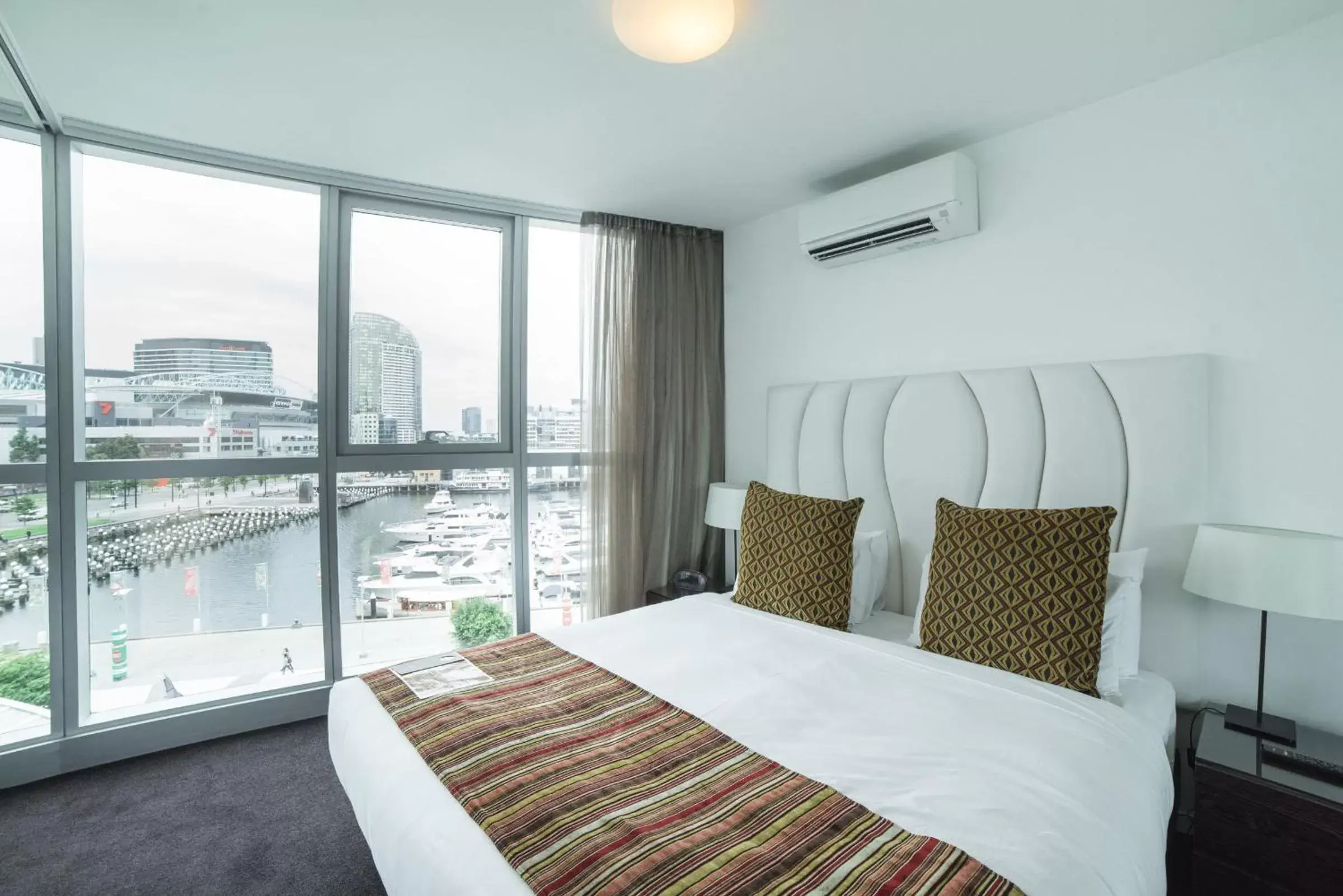 Bedroom, Bed in The Sebel Melbourne Docklands Hotel