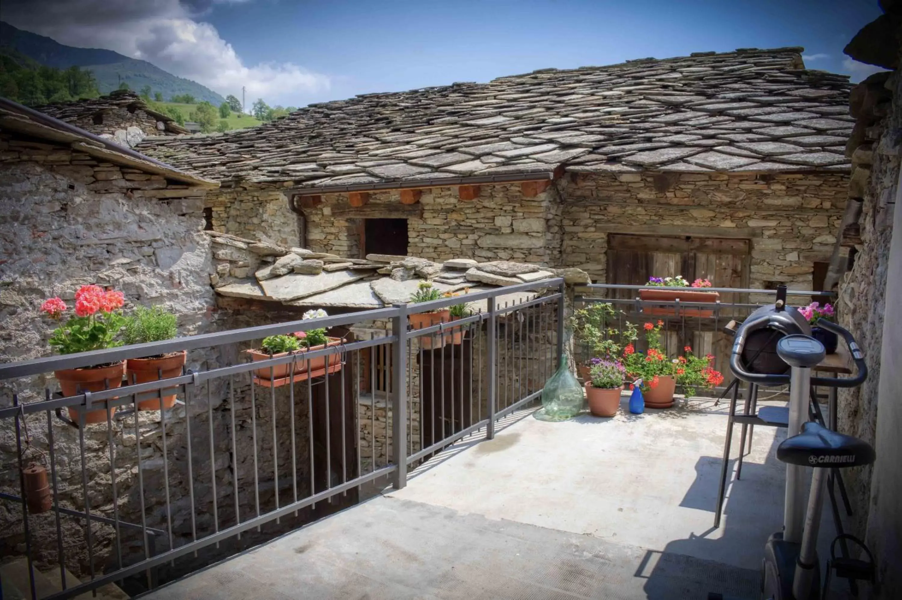 Balcony/Terrace in Medieval Hamlet Malpertus