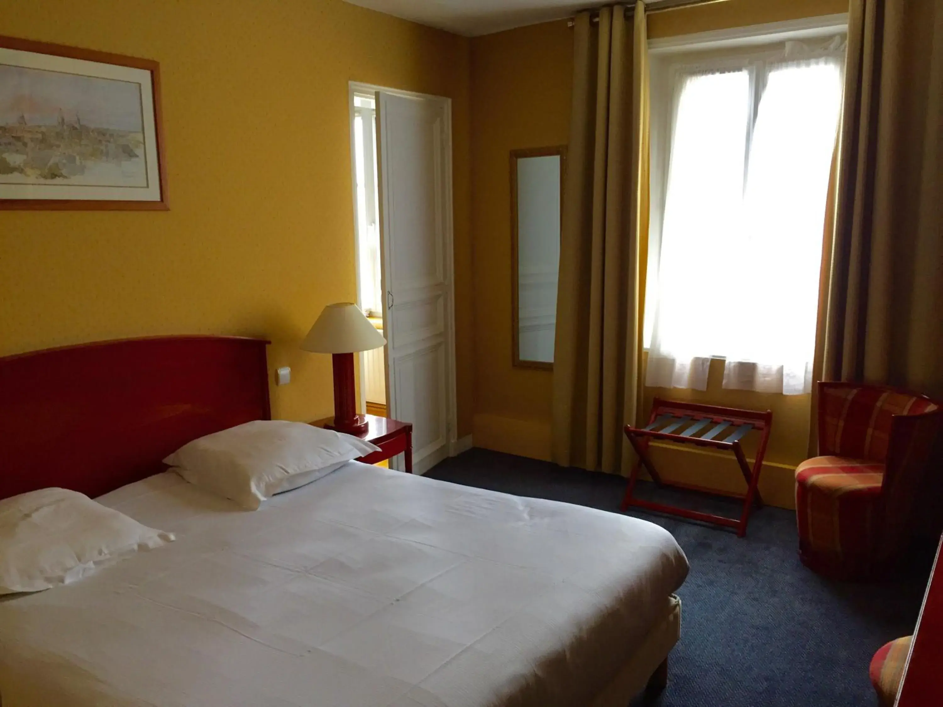 Day, Bed in Hotel de Normandie