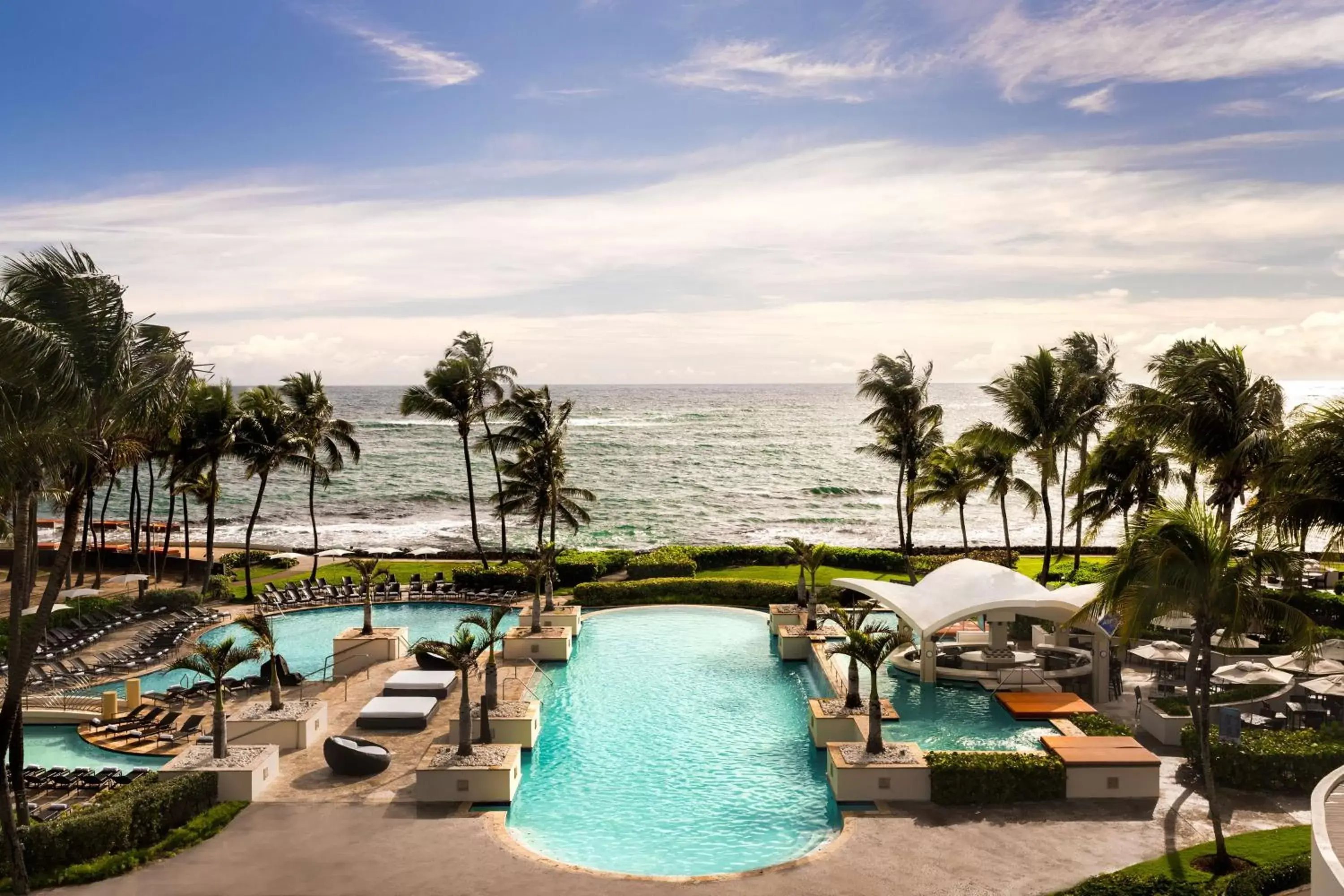 Pool view, Swimming Pool in Caribe Hilton