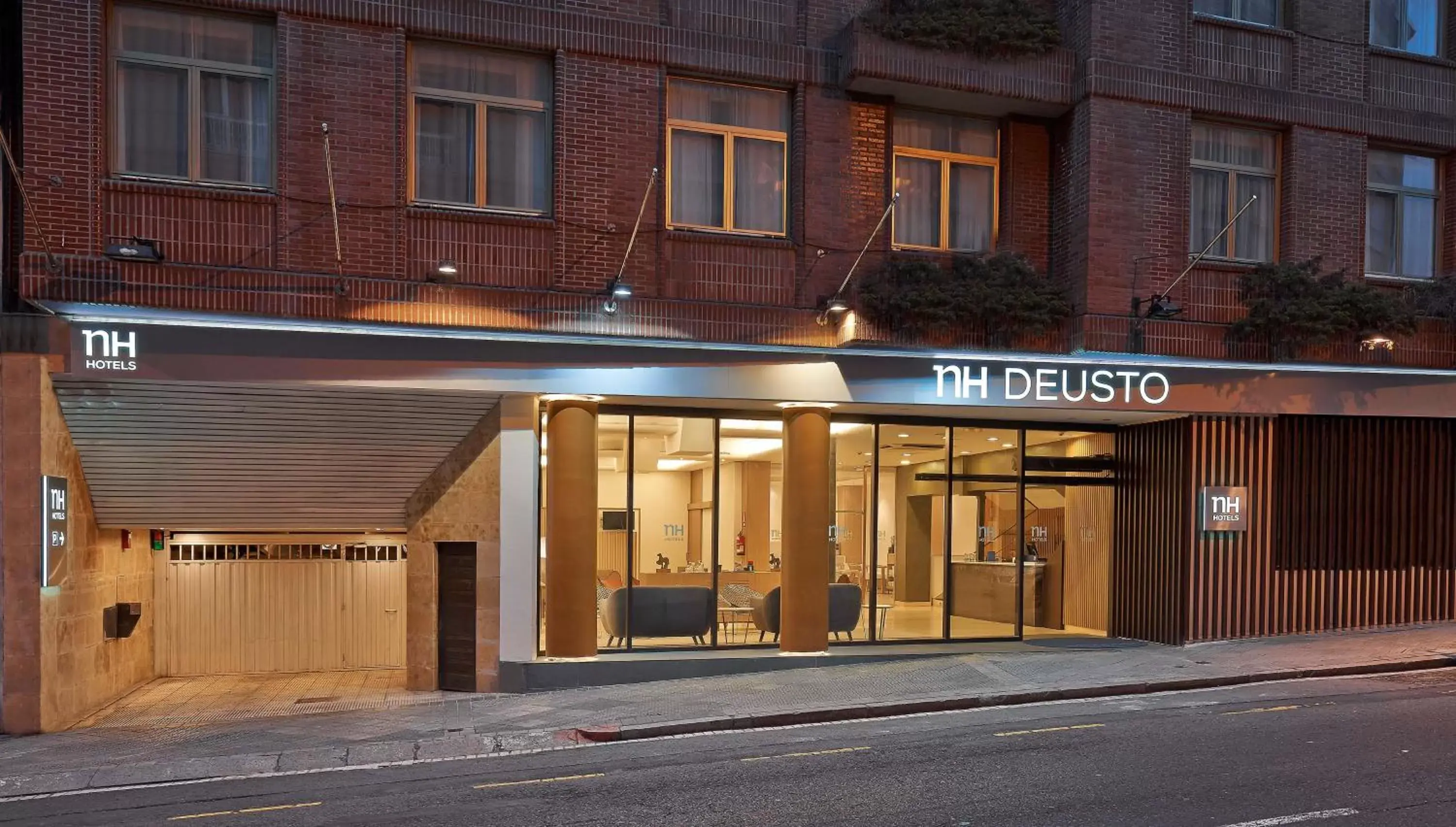 Property building in NH Bilbao Deusto Property building in NH Bilbao Deusto